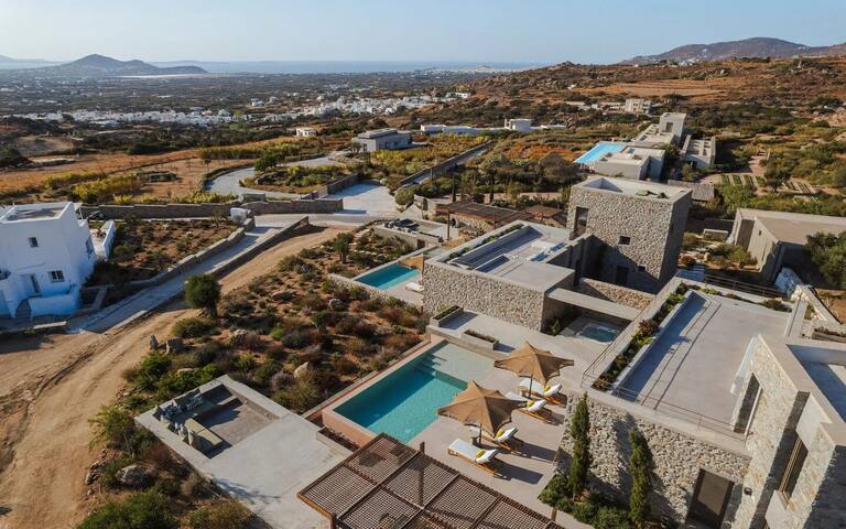 Theros Villa II gallery image 4