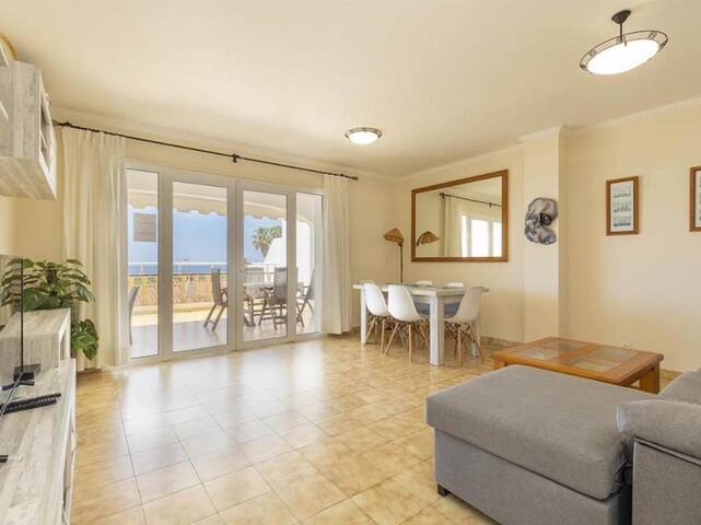 Villa Sea Lights 89b gallery image 5