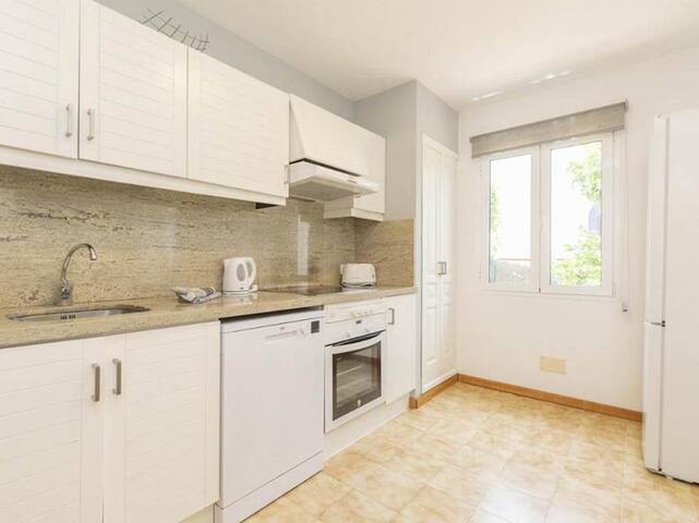 Villa Sea Lights 89b gallery image 4