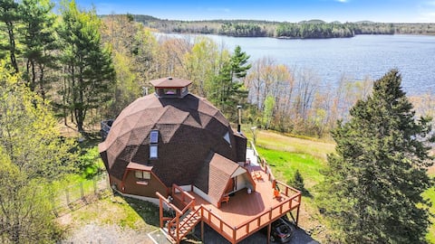 Lakefront Geodesic Dome 45 min to Acadia NP