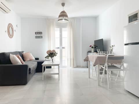 Popular Airbnb listing: Premium Mendoza - Malaga de Vacaciones in Torre De San Telmo