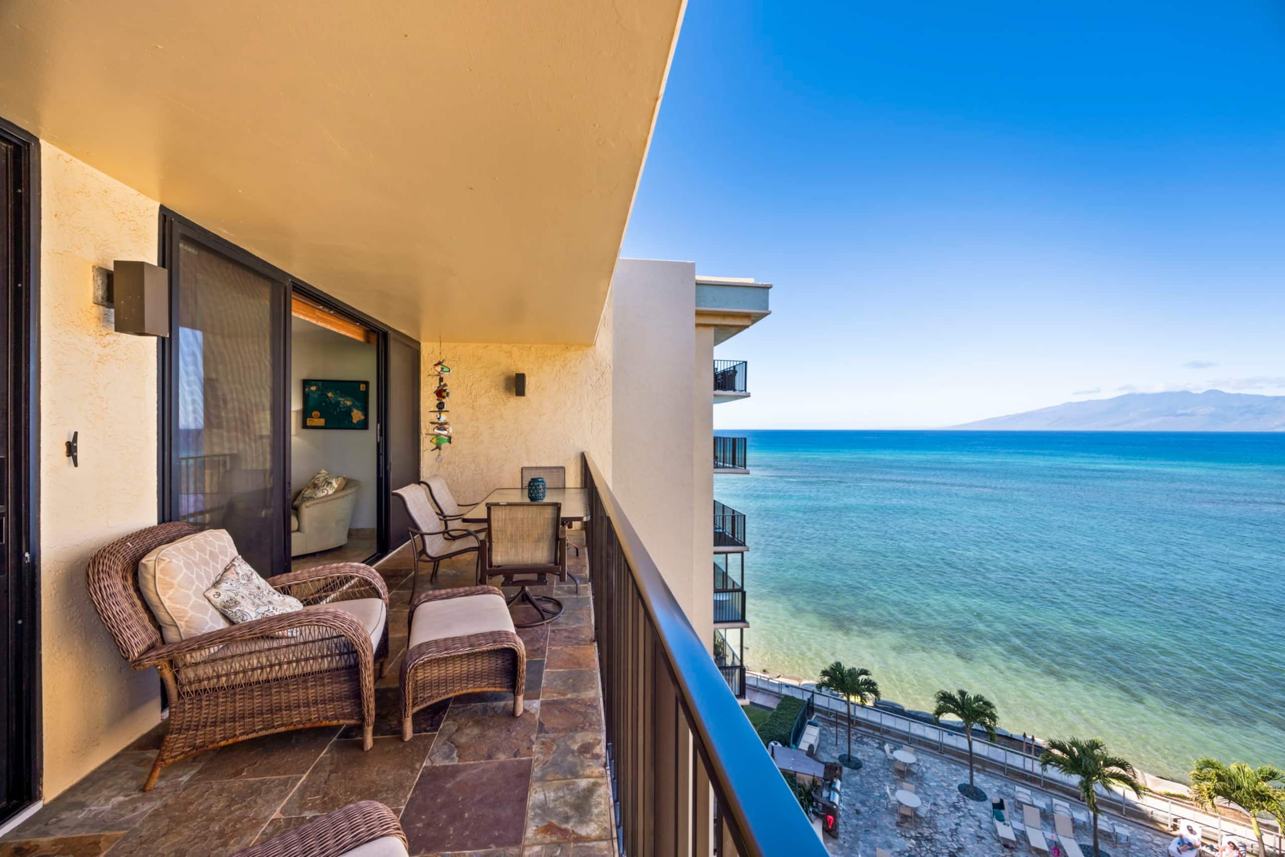 Condo in Lahaina · ★4.88 · 2 bedrooms · 3 beds · 2 baths - Image 34