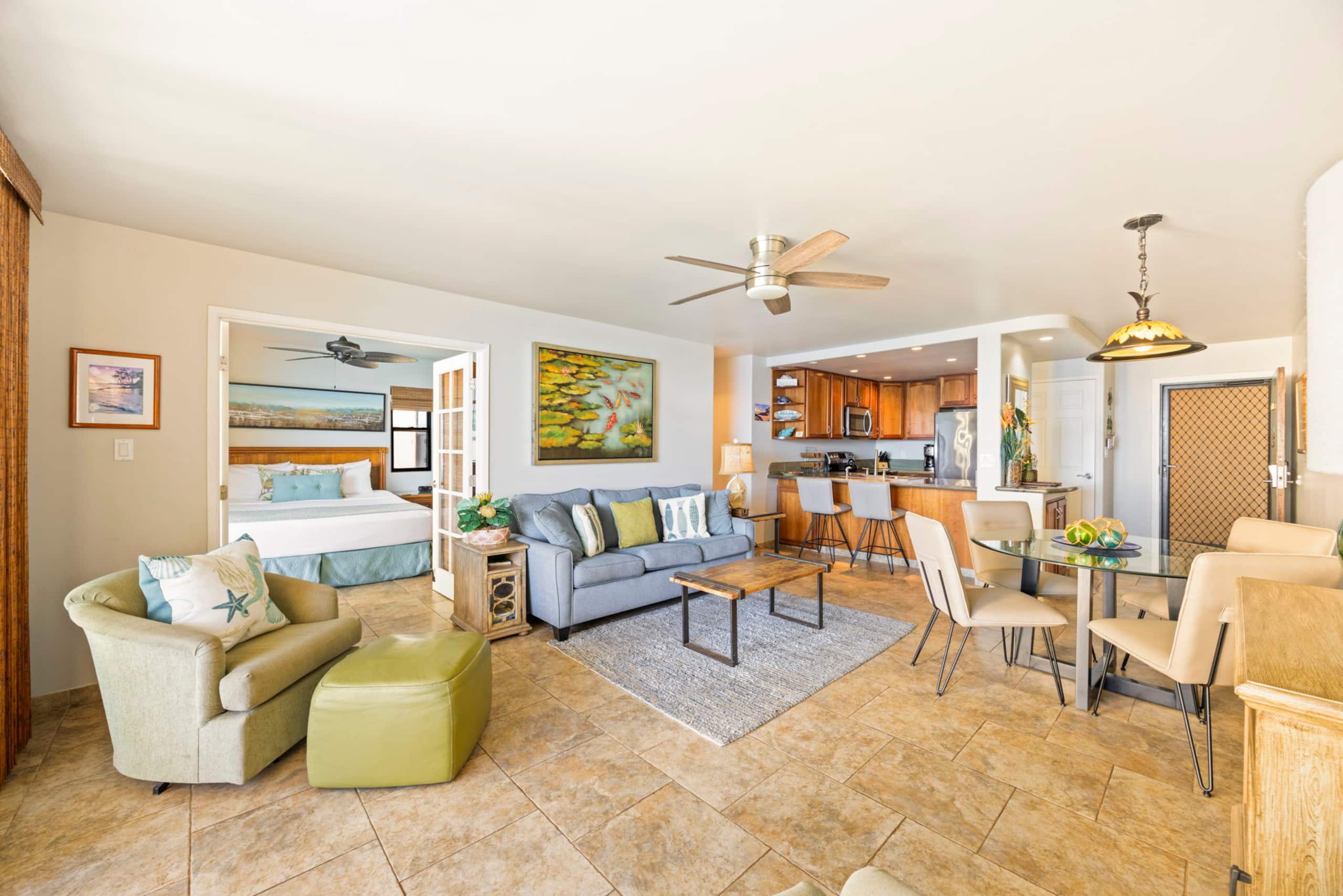 Condo in Lahaina · ★4.88 · 2 bedrooms · 3 beds · 2 baths - Image 3