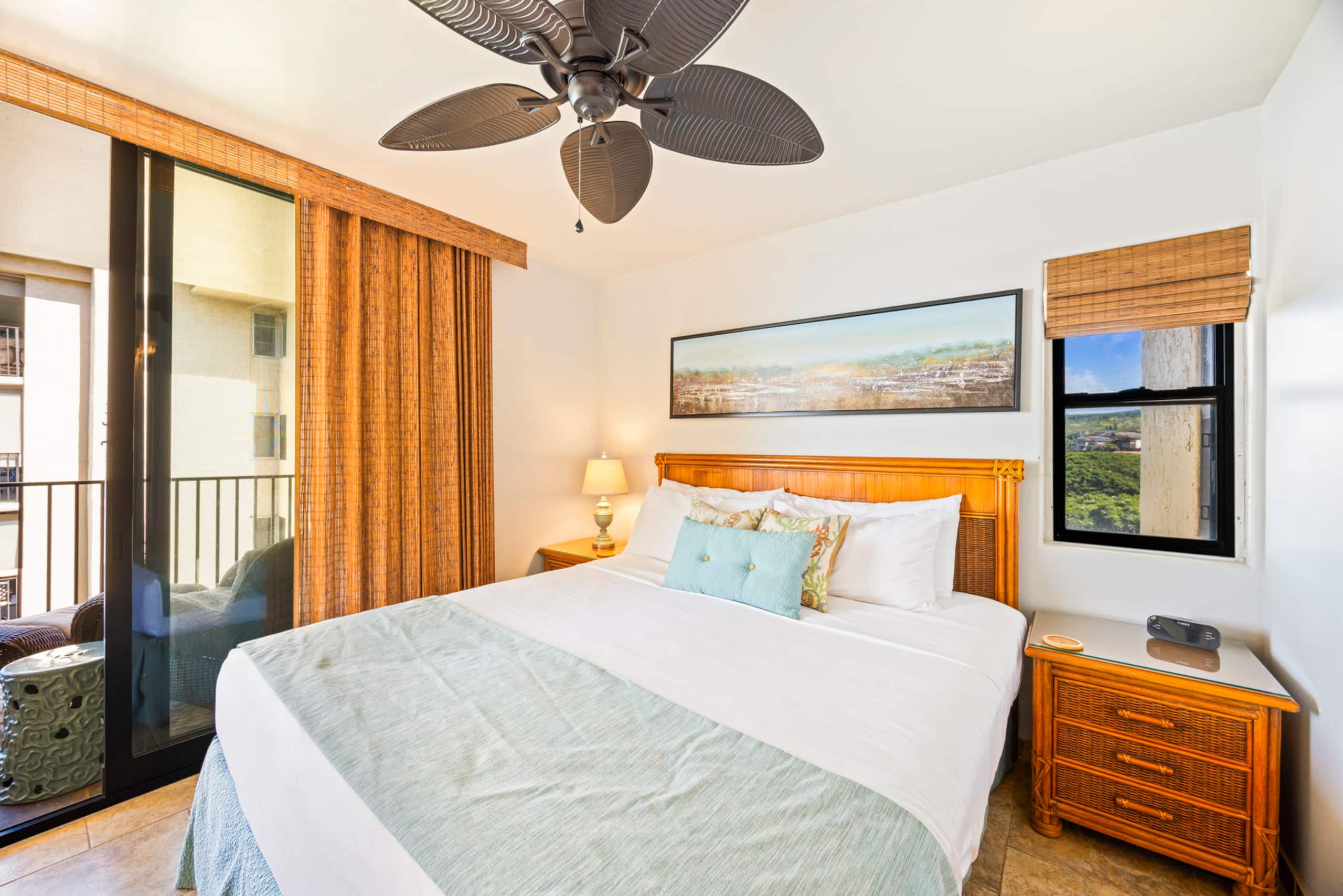 Condo in Lahaina · ★4.88 · 2 bedrooms · 3 beds · 2 baths - Image 25