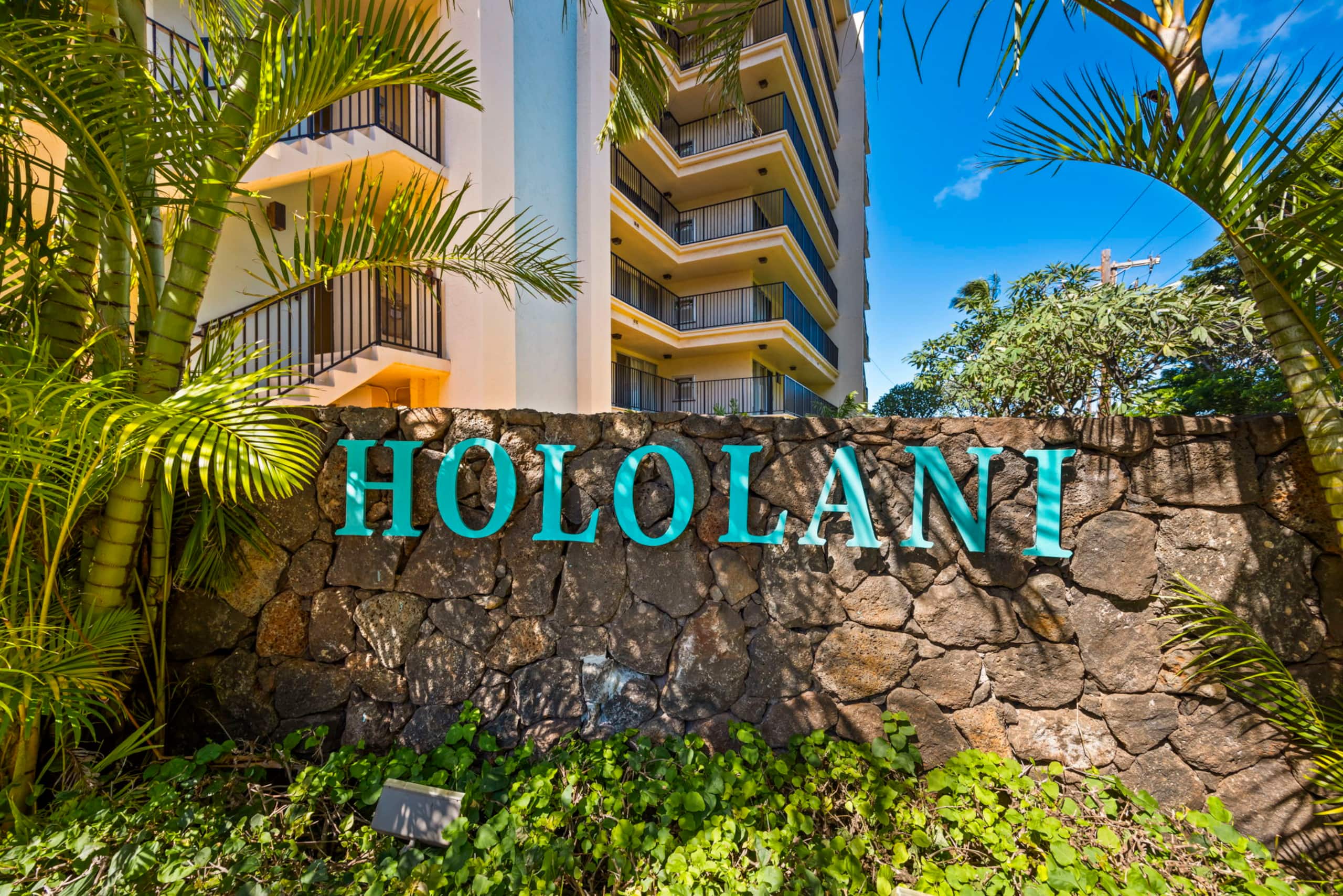 Condo in Lahaina · ★4.88 · 2 bedrooms · 3 beds · 2 baths - Image 50
