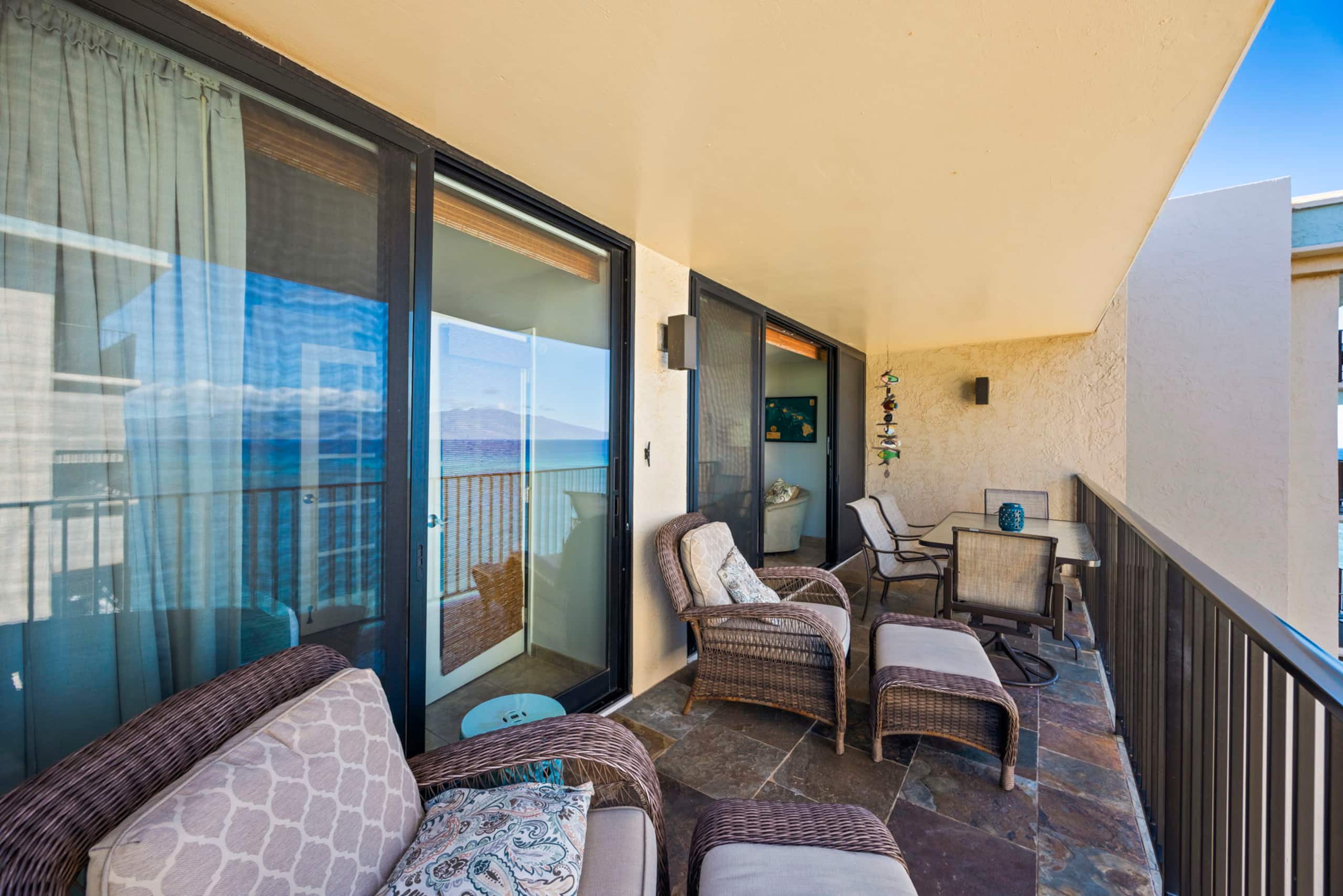 Condo in Lahaina · ★4.88 · 2 bedrooms · 3 beds · 2 baths - Image 40