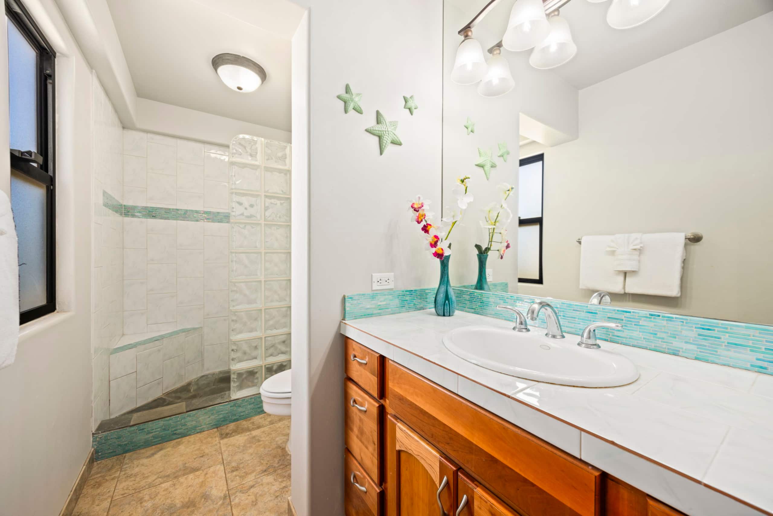 Condo in Lahaina · ★4.88 · 2 bedrooms · 3 beds · 2 baths - Image 33