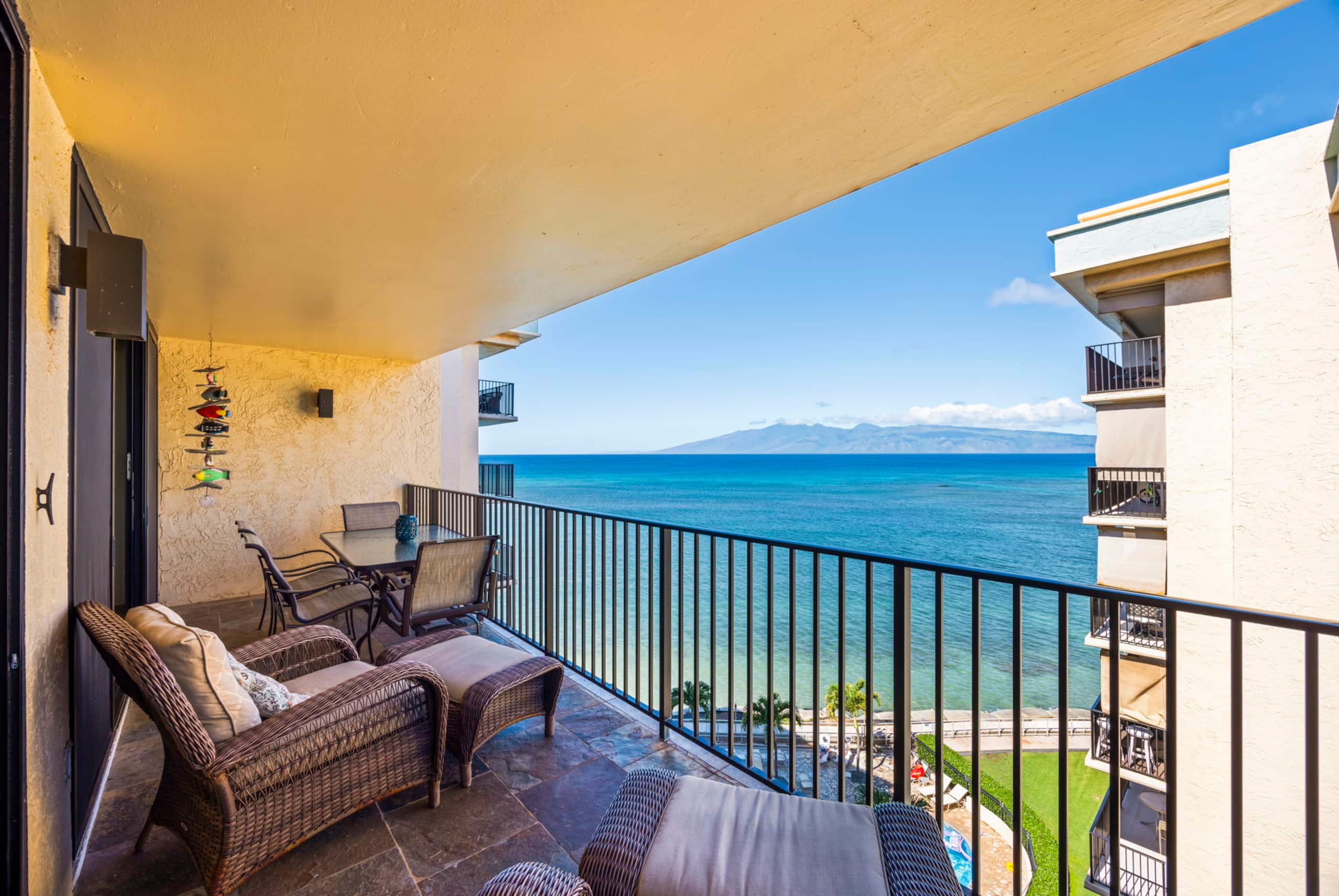 Condo in Lahaina · ★4.88 · 2 bedrooms · 3 beds · 2 baths - Image 37