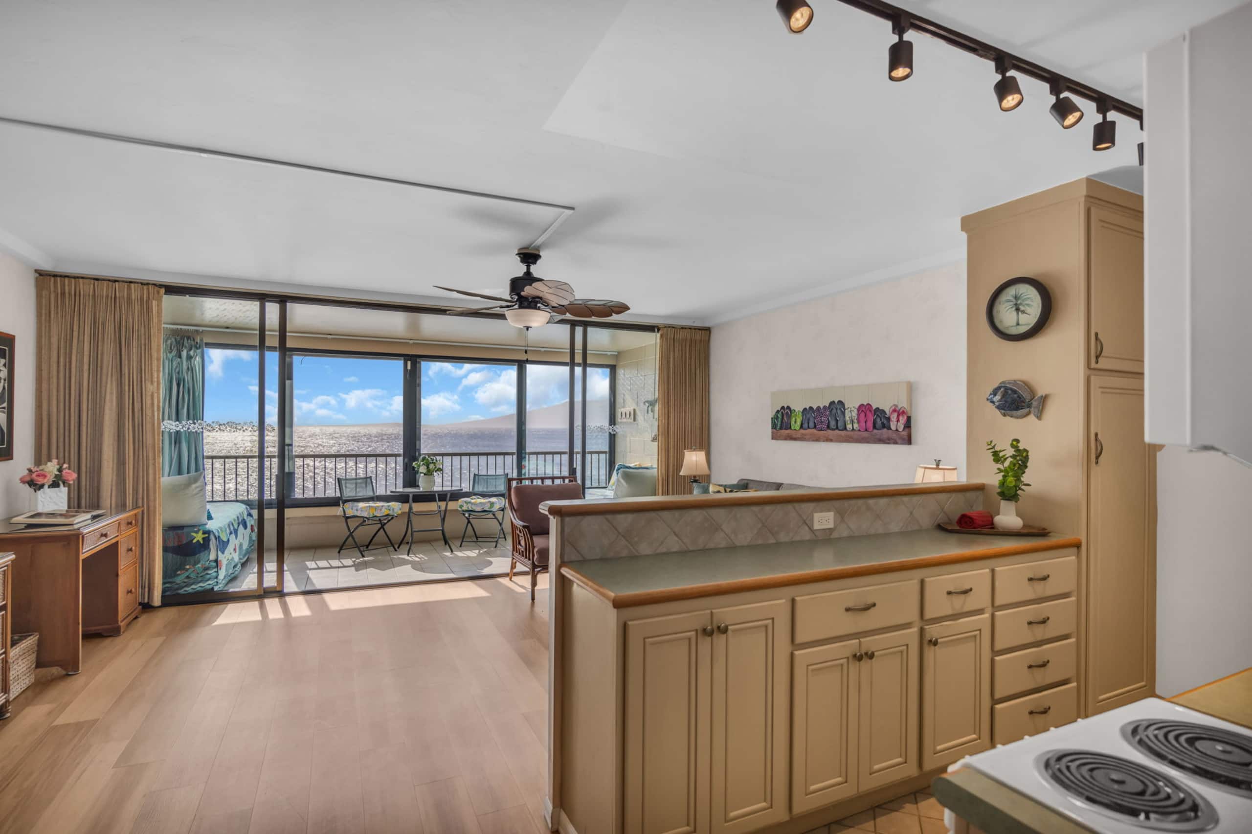 Condo in Lahaina · ★4.75 · 1 bedroom · 2 beds · 1 bath - Image 9