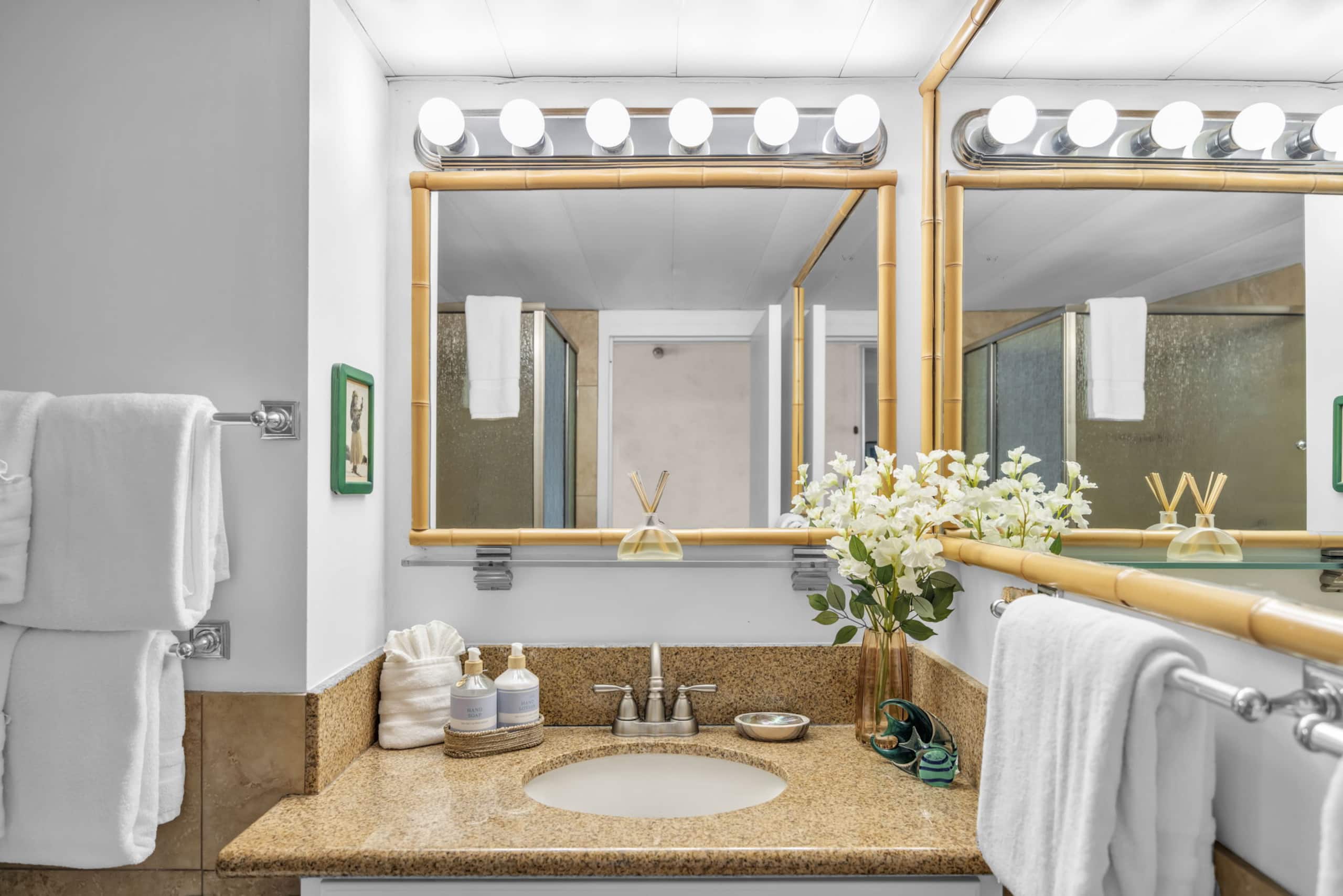 Condo in Lahaina · ★4.75 · 1 bedroom · 2 beds · 1 bath - Image 23