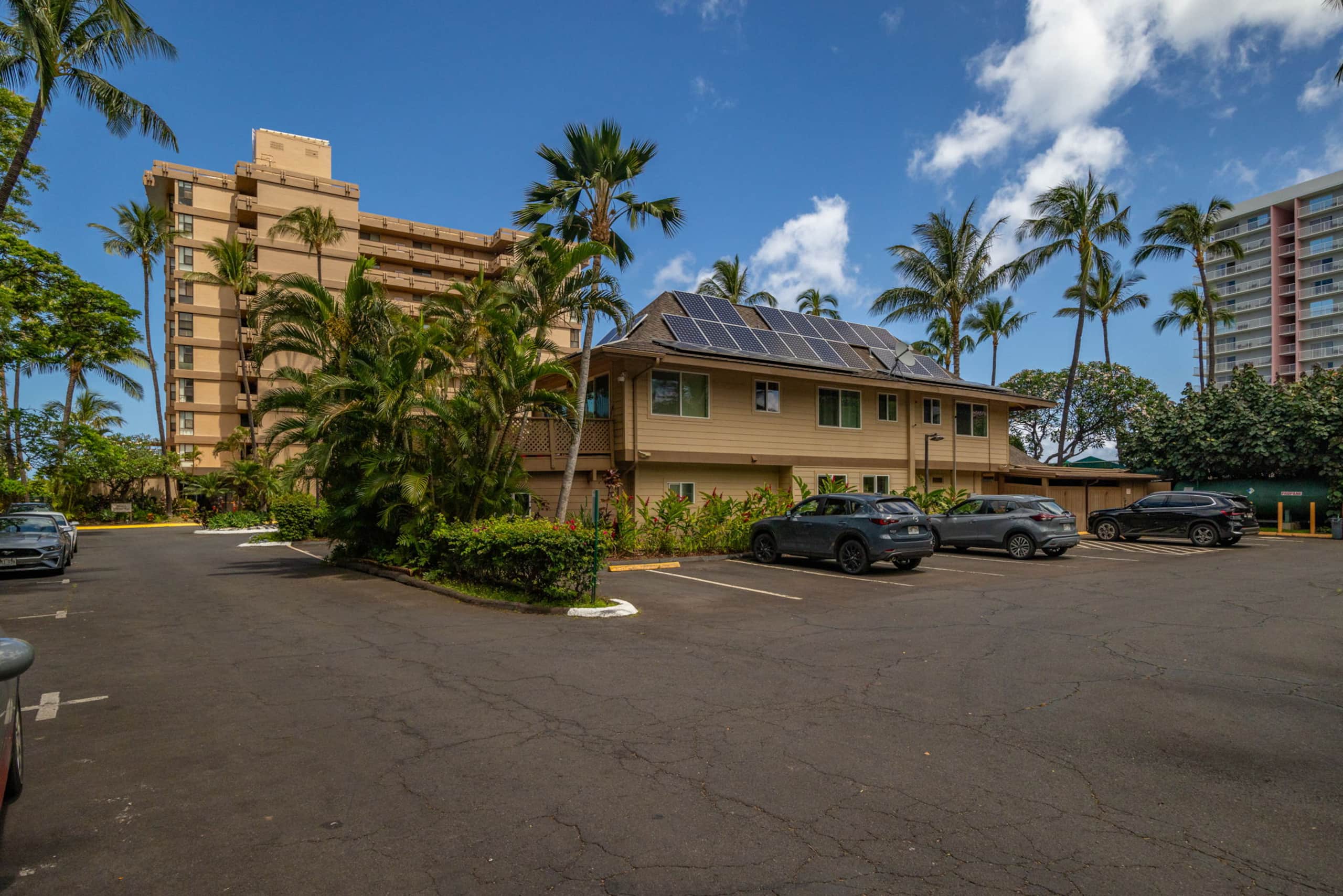 Condo in Lahaina · ★4.75 · 1 bedroom · 2 beds · 1 bath - Image 47