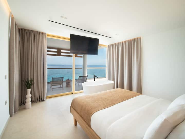 BalconyTerrace, Beach, Bedroom