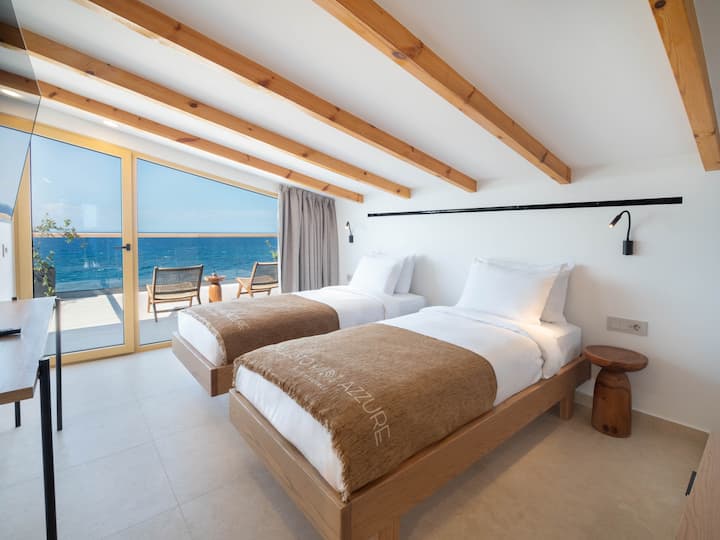 BalconyTerrace, Beach, Bedroom