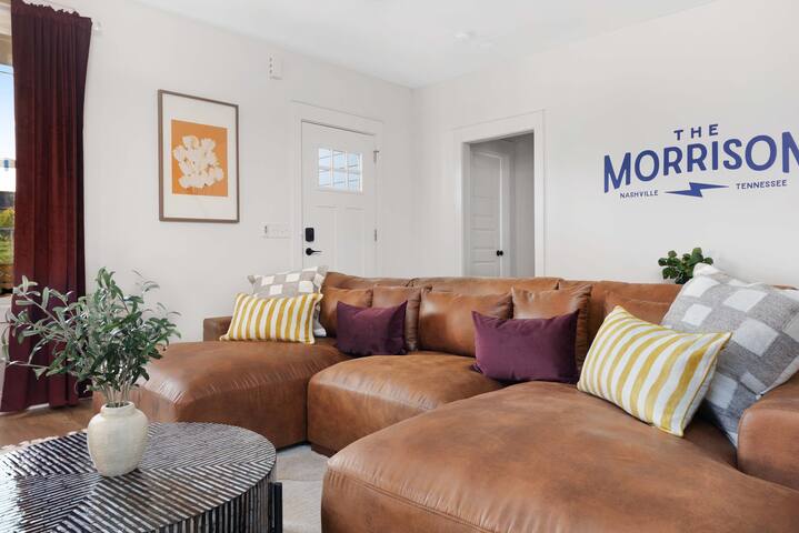 The Morrison – Karaoke, Theater, Backyard Oasis gallery image 5