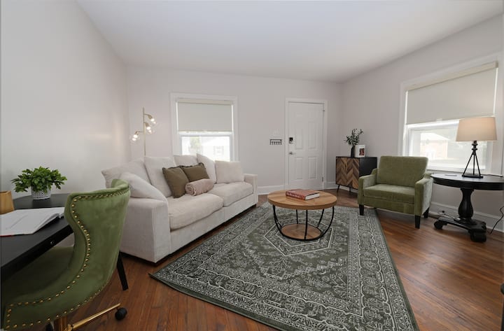 *Newly Renovated* 1 Br Bungalow Near Dt Durham - Durham, NC