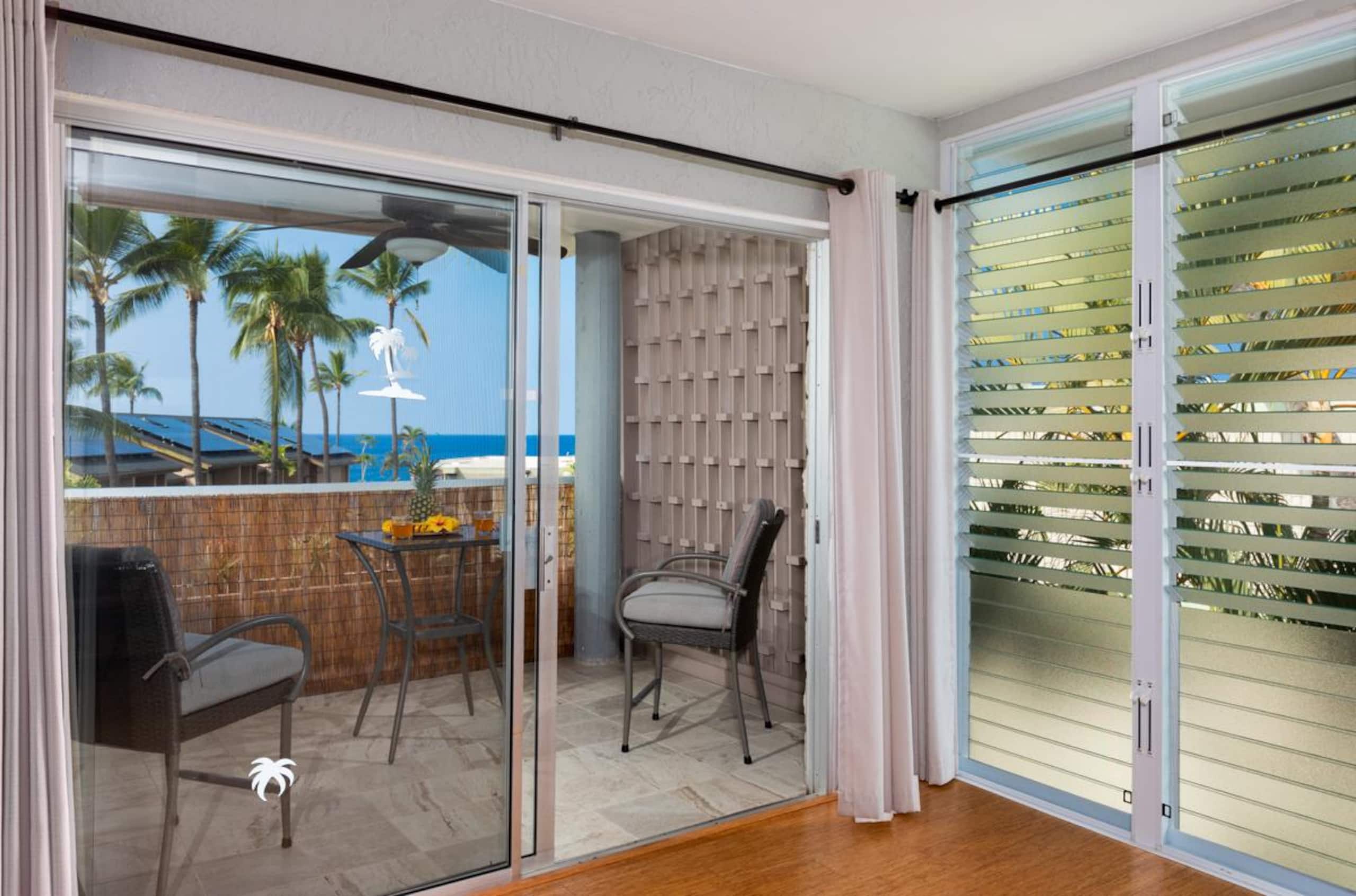 Condo in Kailua-Kona · ★4.83 · 1 bedroom · 2 beds · 1 private bath - Image 5