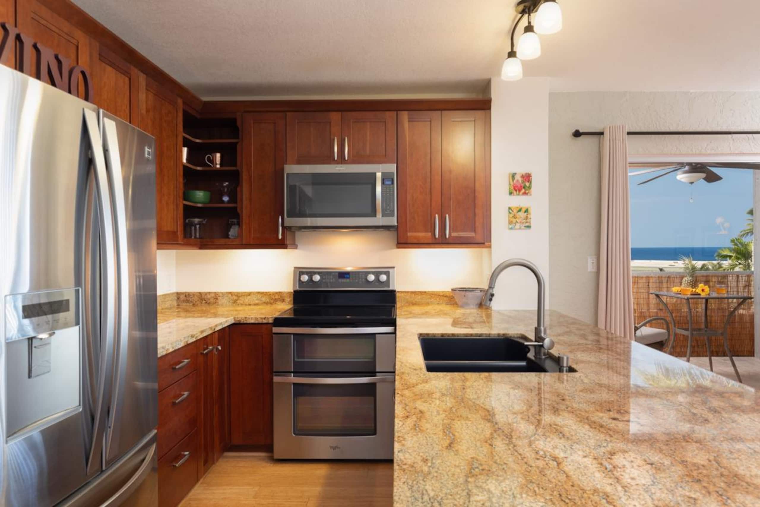 Condo in Kailua-Kona · ★4.83 · 1 bedroom · 2 beds · 1 private bath - Image 2