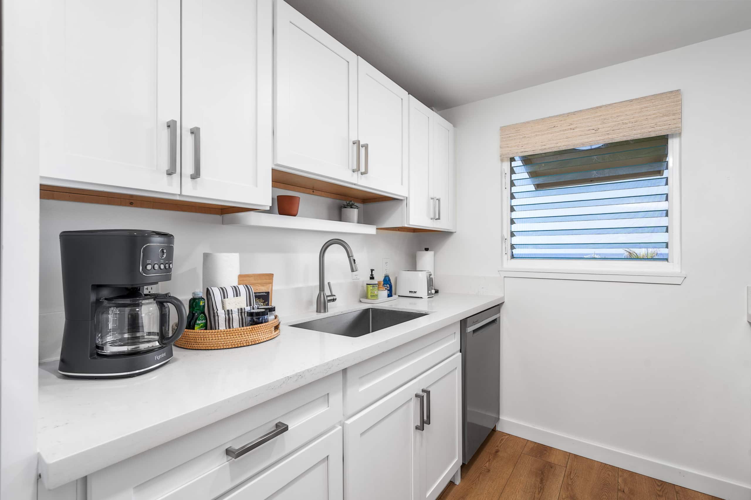Condo in Kailua-Kona · ★4.8 · 2 bedrooms · 4 beds · 2 baths - Image 21