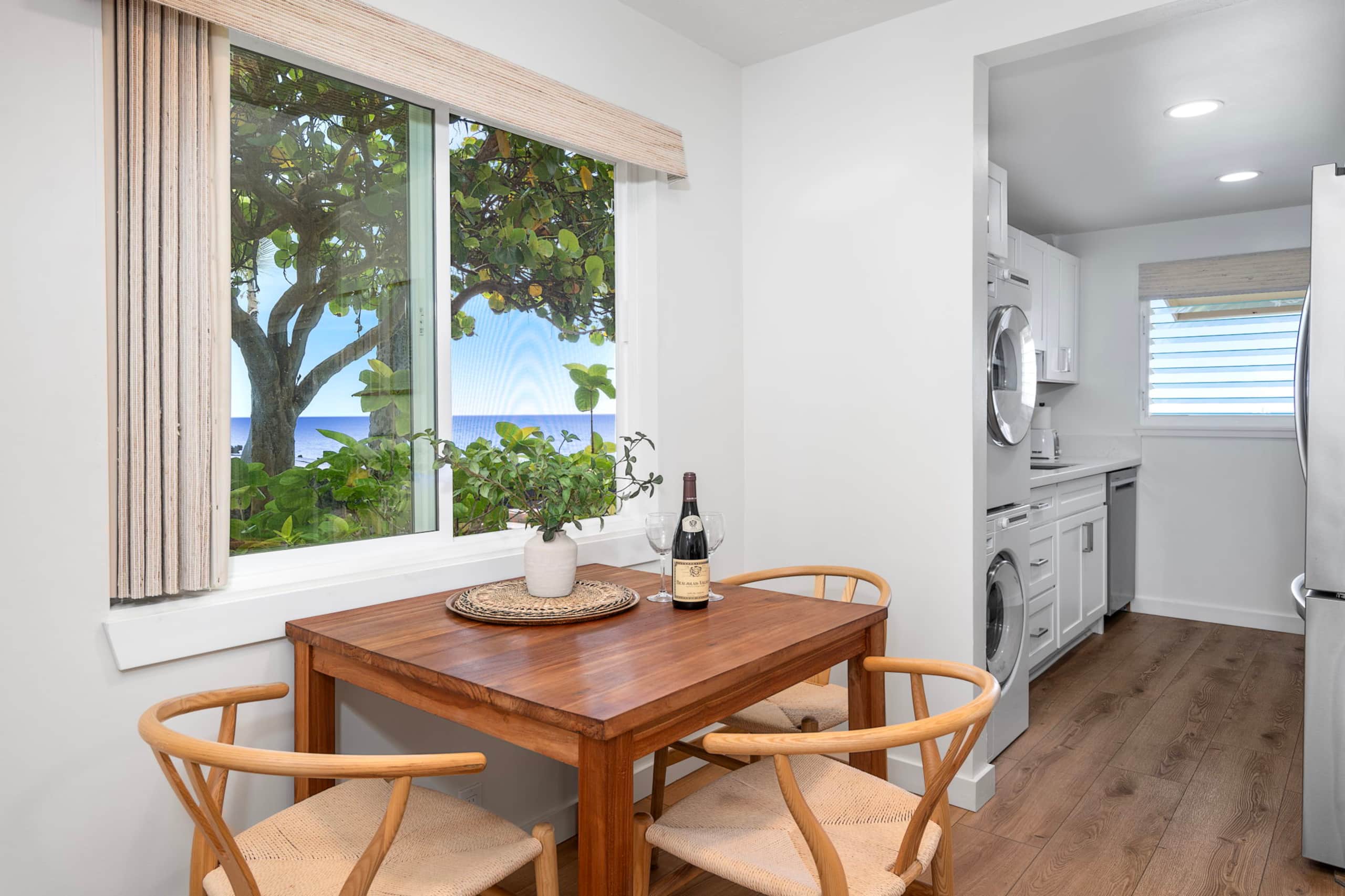 Condo in Kailua-Kona · ★4.8 · 2 bedrooms · 4 beds · 2 baths - Image 15