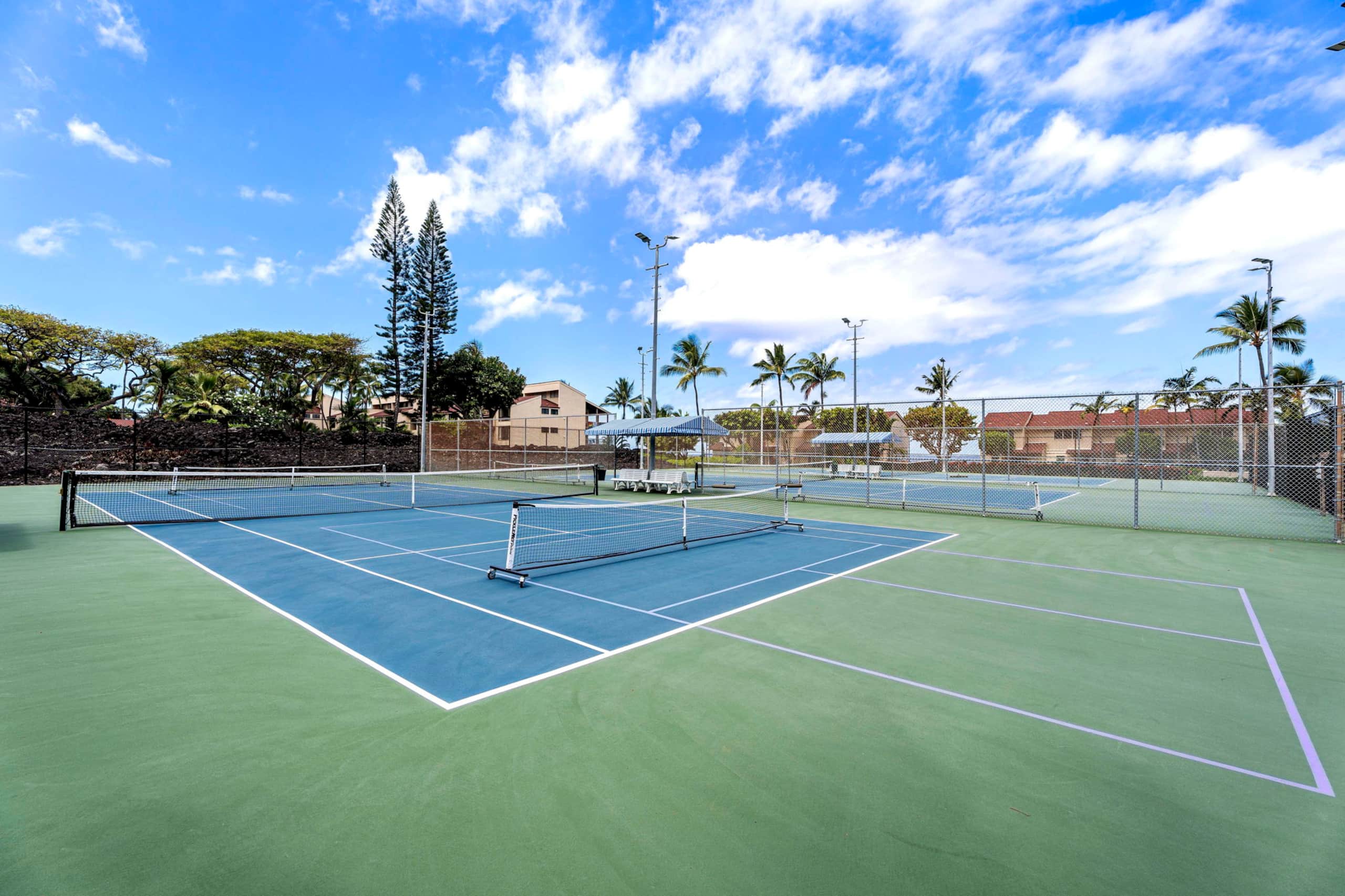 Condo in Kailua-Kona · ★4.8 · 2 bedrooms · 4 beds · 2 baths - Image 17