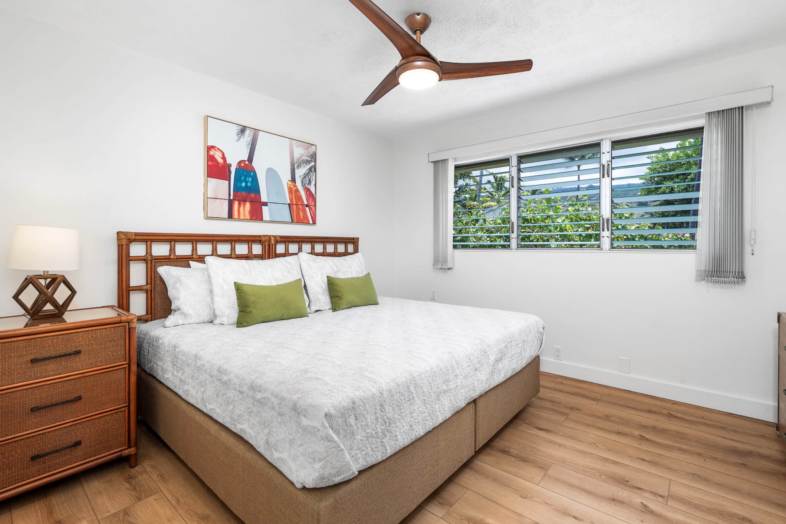 Condo in Kailua-Kona · ★4.8 · 2 bedrooms · 4 beds · 2 baths - Image 7