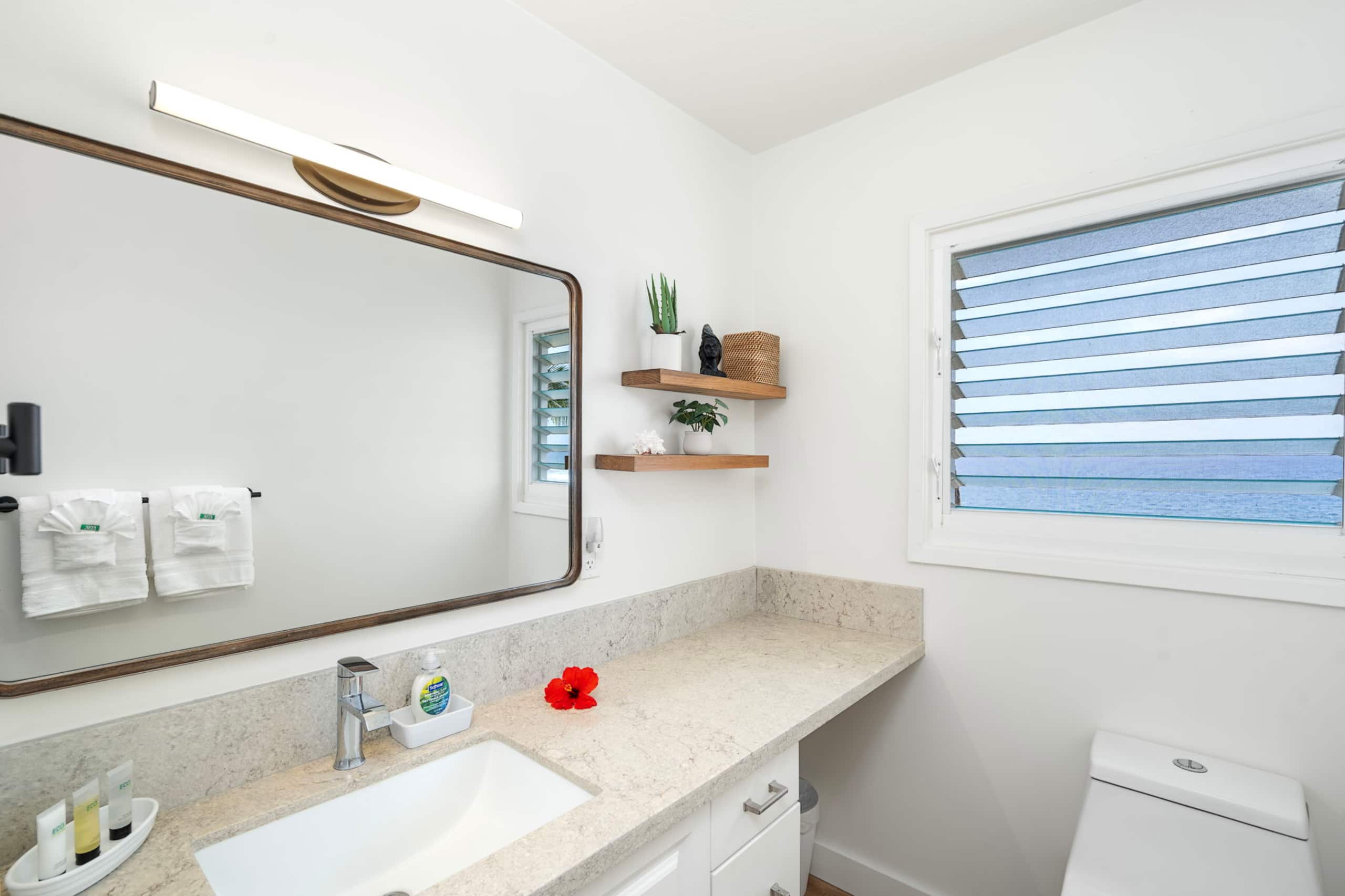 Condo in Kailua-Kona · ★4.8 · 2 bedrooms · 4 beds · 2 baths - Image 11