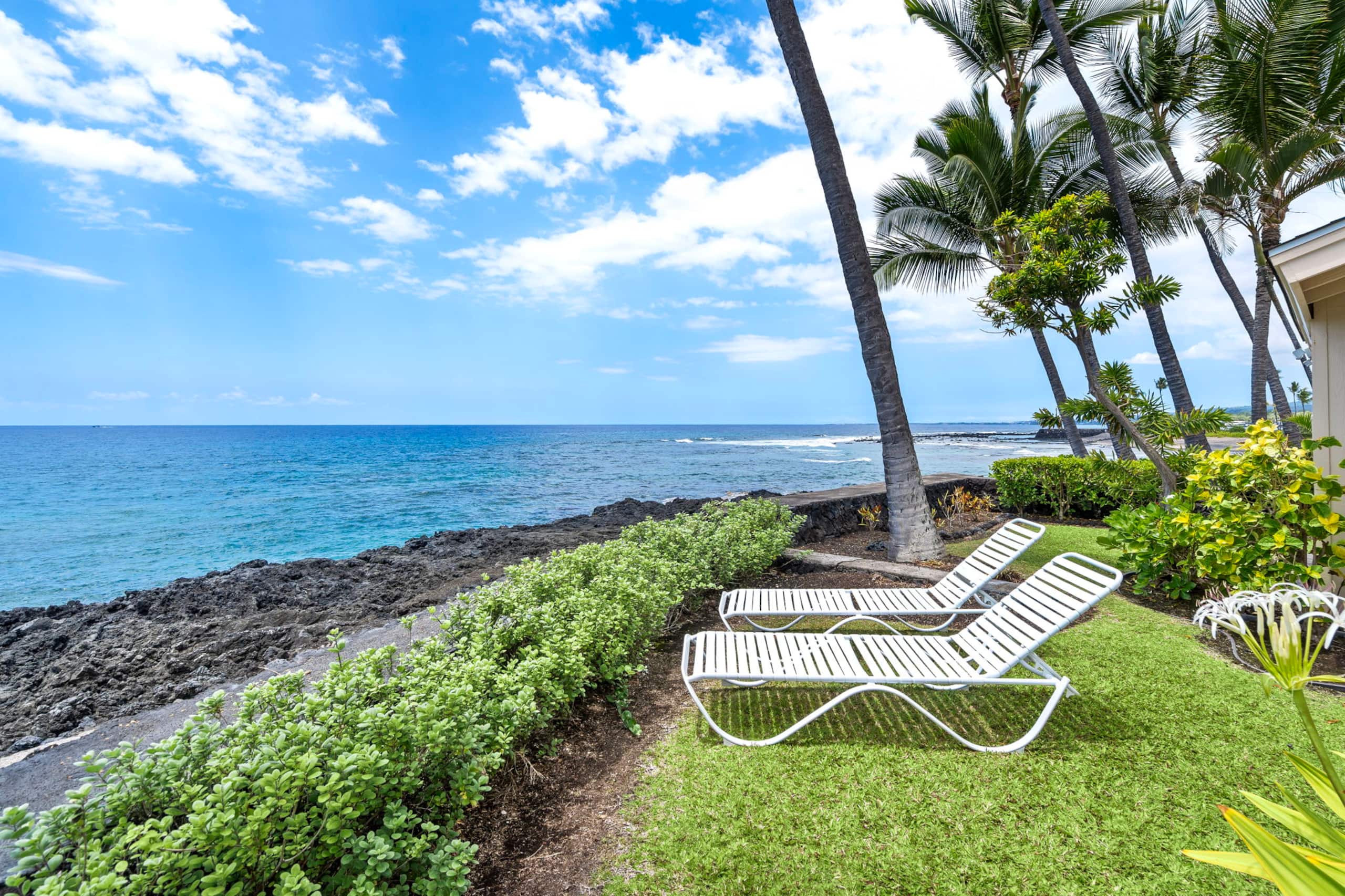 Condo in Kailua-Kona · ★4.8 · 2 bedrooms · 4 beds · 2 baths - Image 27