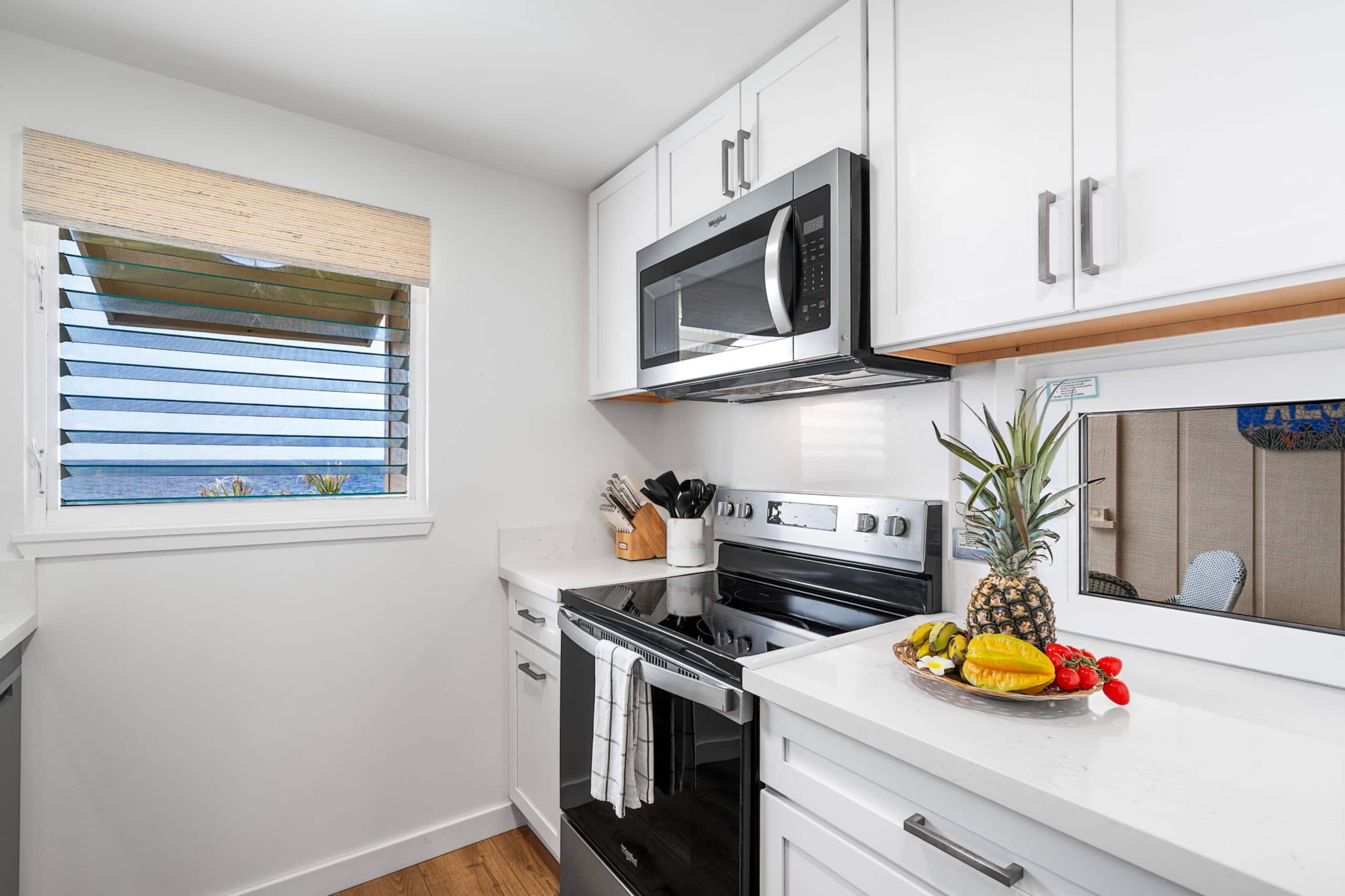Condo in Kailua-Kona · ★4.8 · 2 bedrooms · 4 beds · 2 baths - Image 23