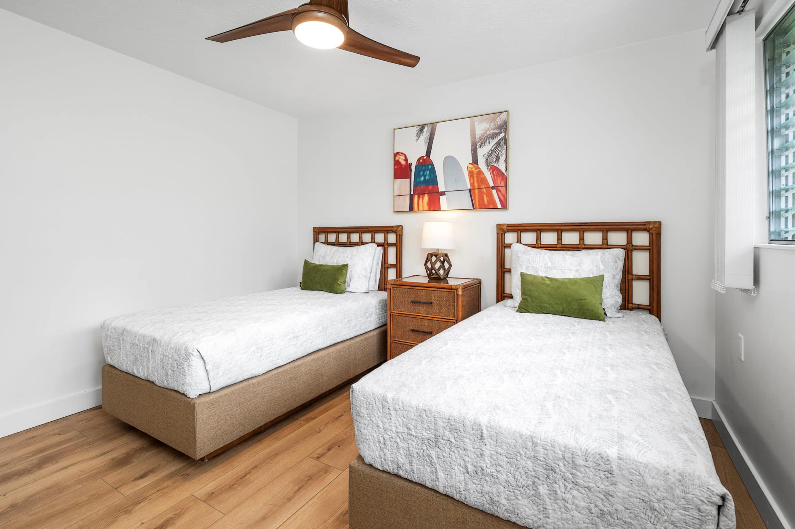 Condo in Kailua-Kona · ★4.8 · 2 bedrooms · 4 beds · 2 baths - Image 6