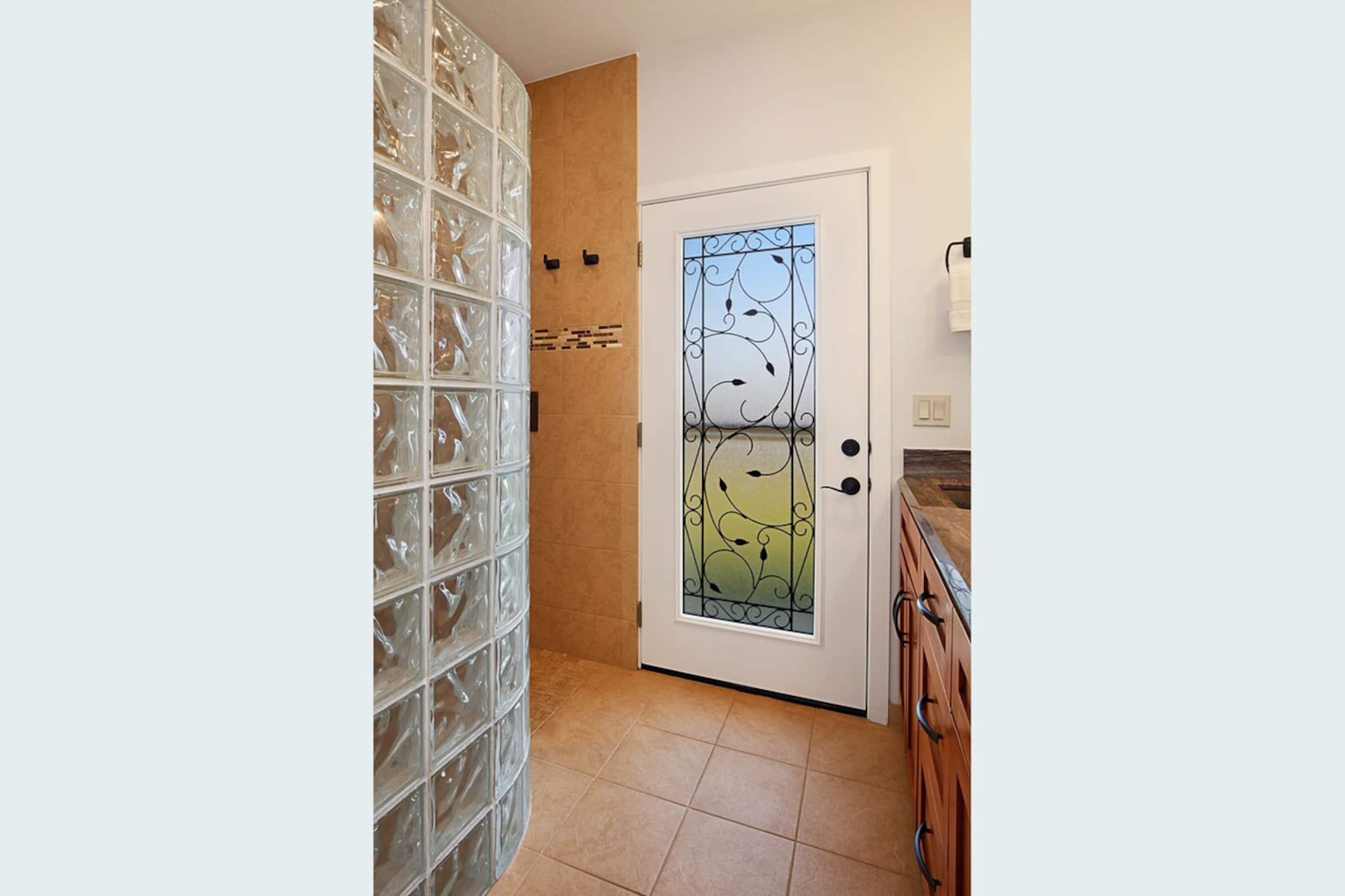Home in Koloa · ★5.0 · 3 bedrooms · 3 beds · 3.5 baths - Image 35