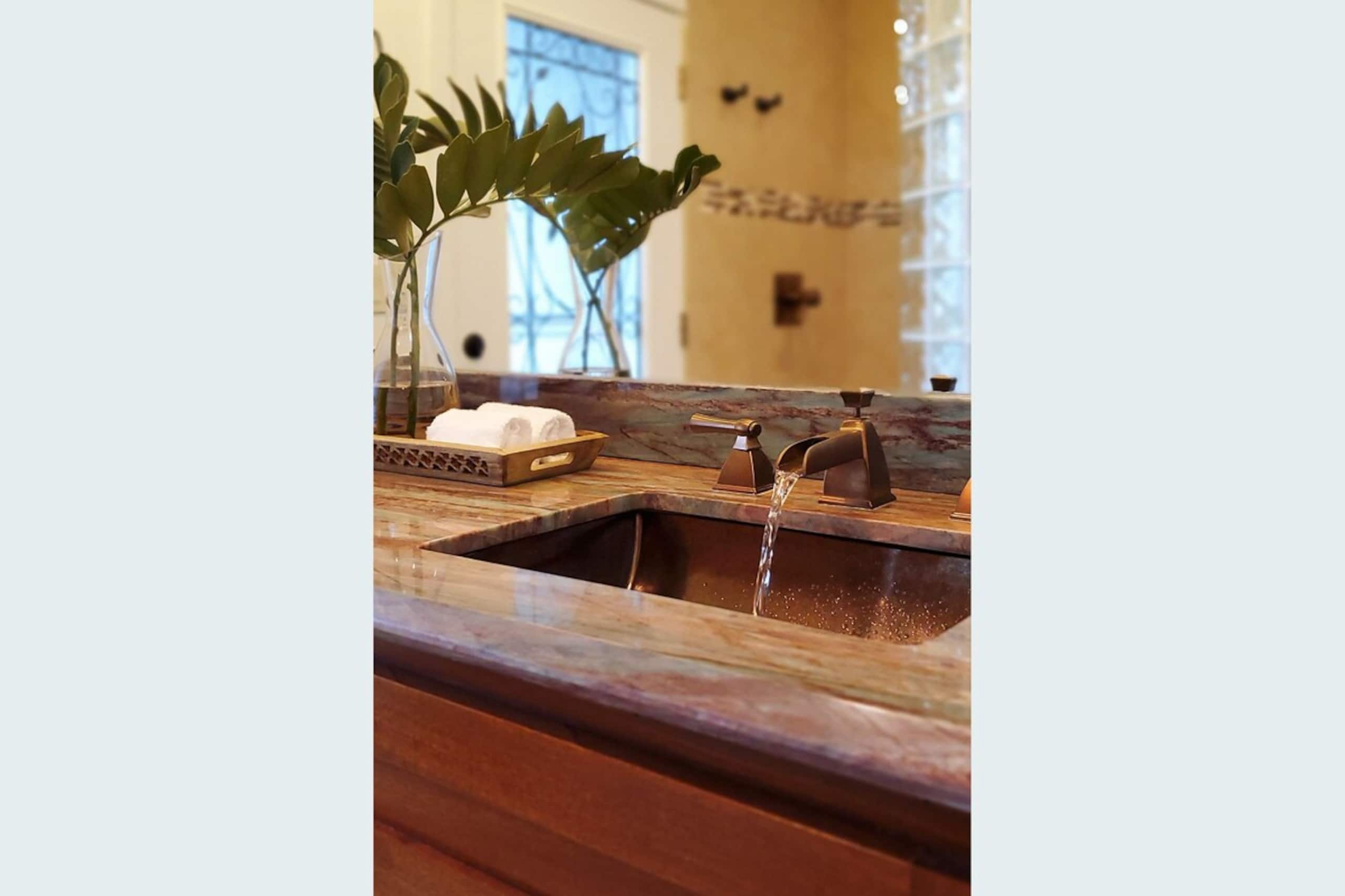 Home in Koloa · ★5.0 · 3 bedrooms · 3 beds · 3.5 baths - Image 34