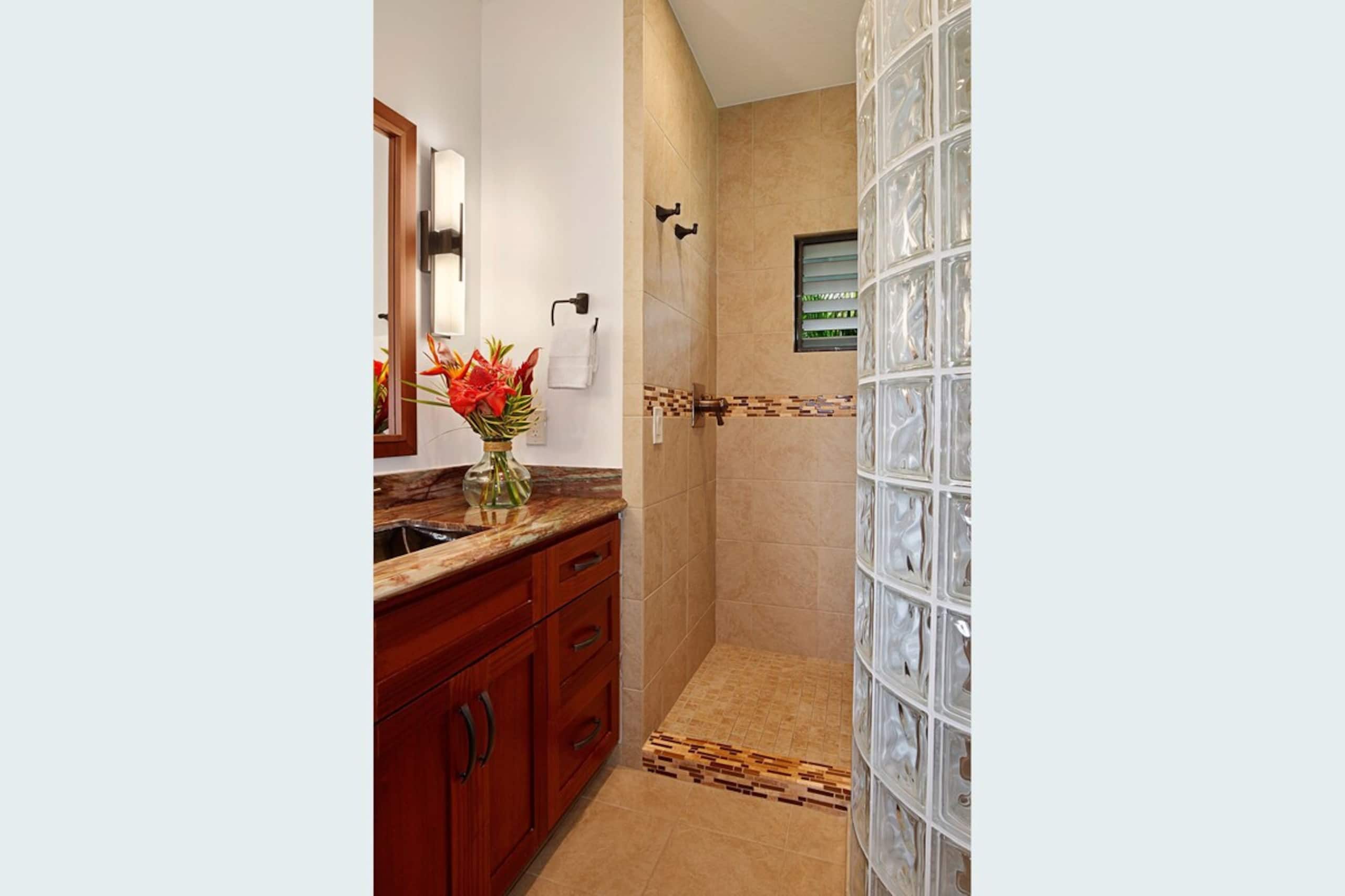 Home in Koloa · ★5.0 · 3 bedrooms · 3 beds · 3.5 baths - Image 25