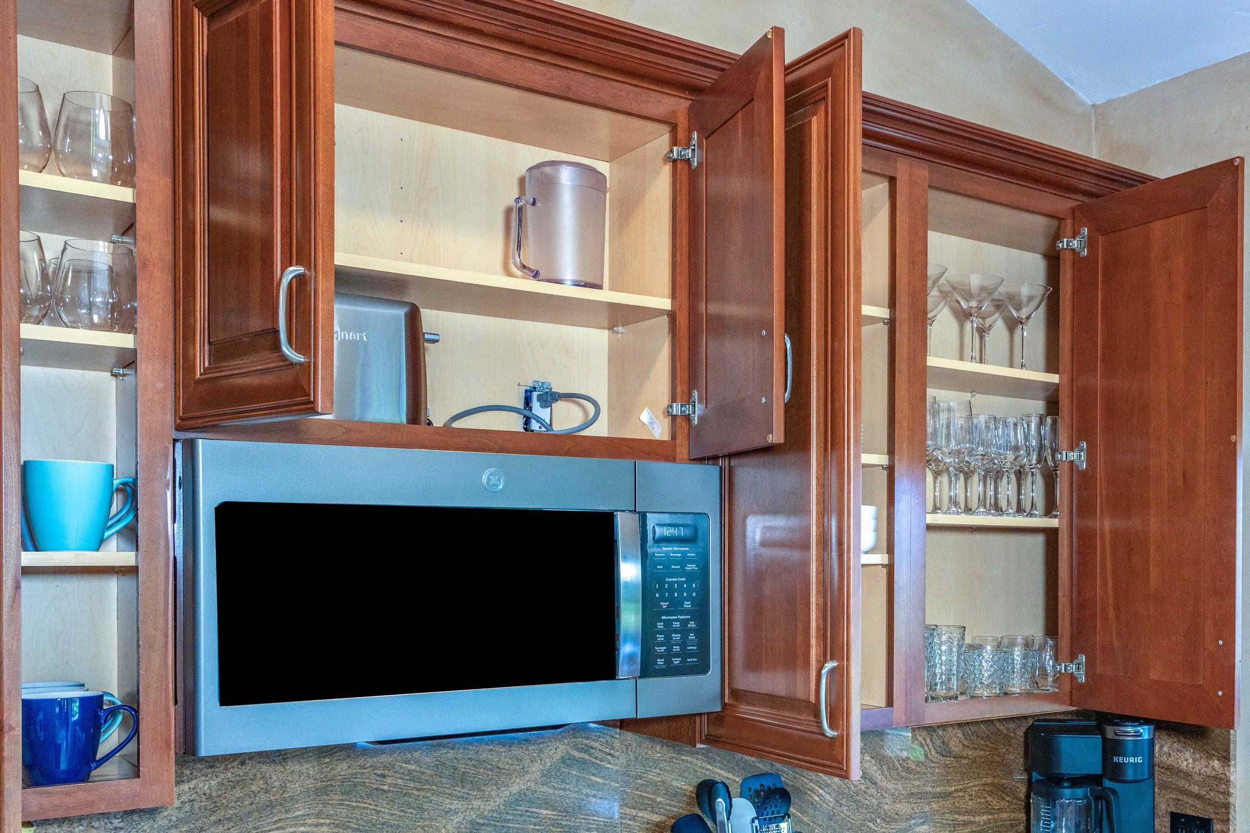 Condo in Kihei · ★5.0 · 2 bedrooms · 3 beds · 2 baths - Image 13
