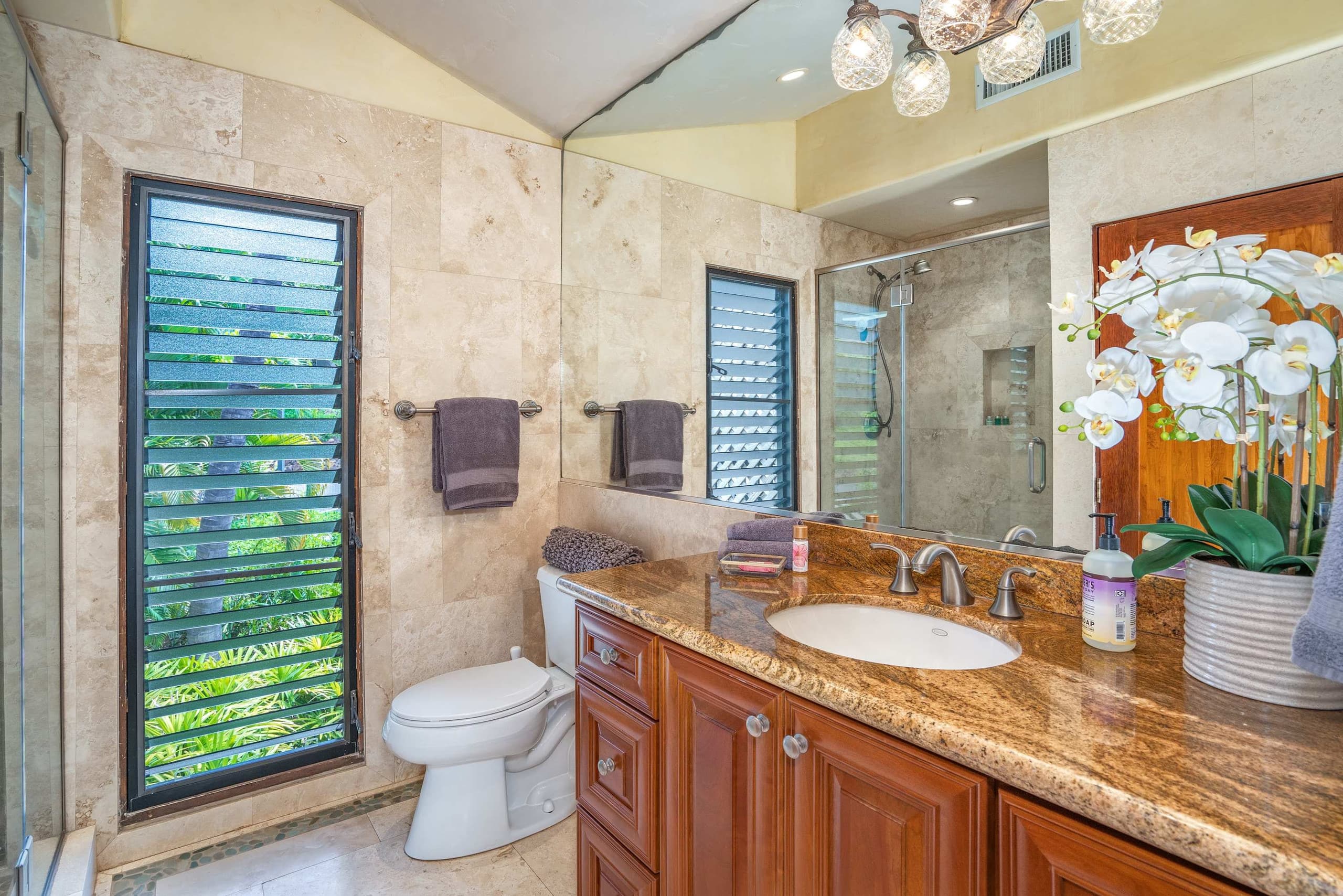 Condo in Kihei · ★5.0 · 2 bedrooms · 3 beds · 2 baths - Image 19