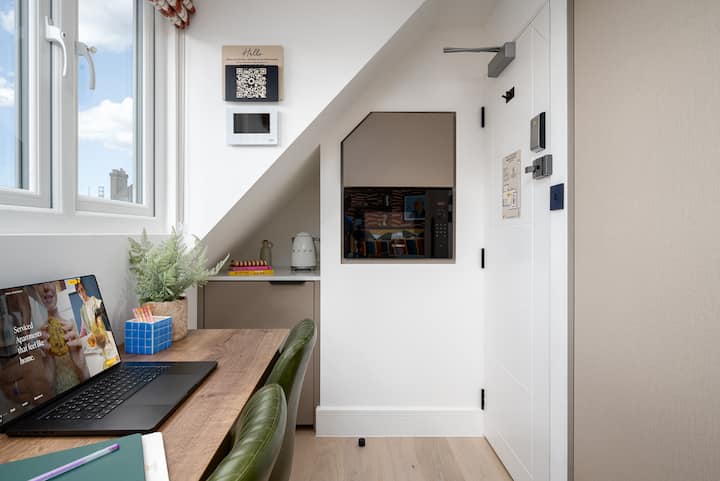 Camden Town | Central Room - Marylebone