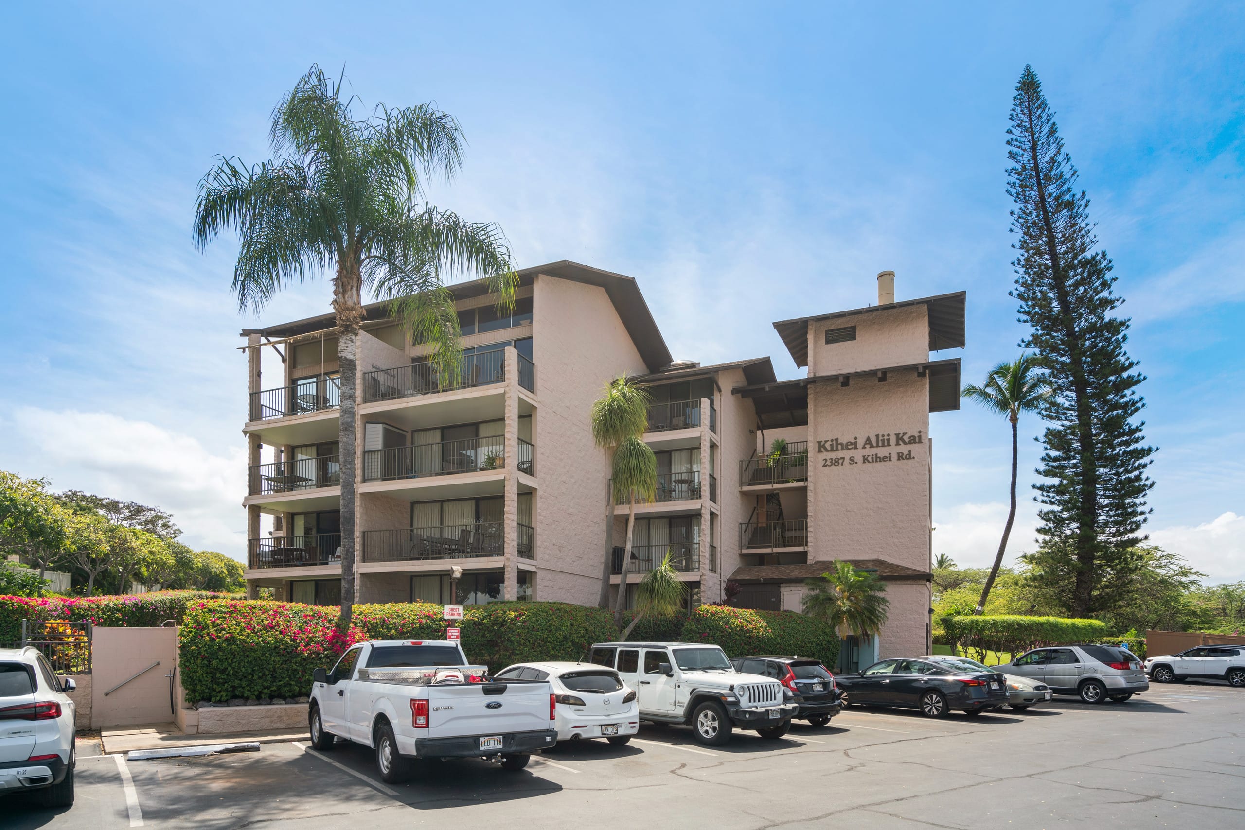 Condo in Kihei · ★4.93 · 2 bedrooms · 3 beds · 1 shared bath - Image 24