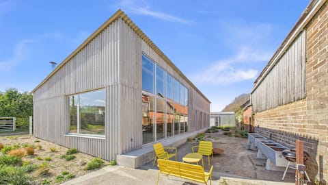 South Barns a spacious barn conversion near Cowes.