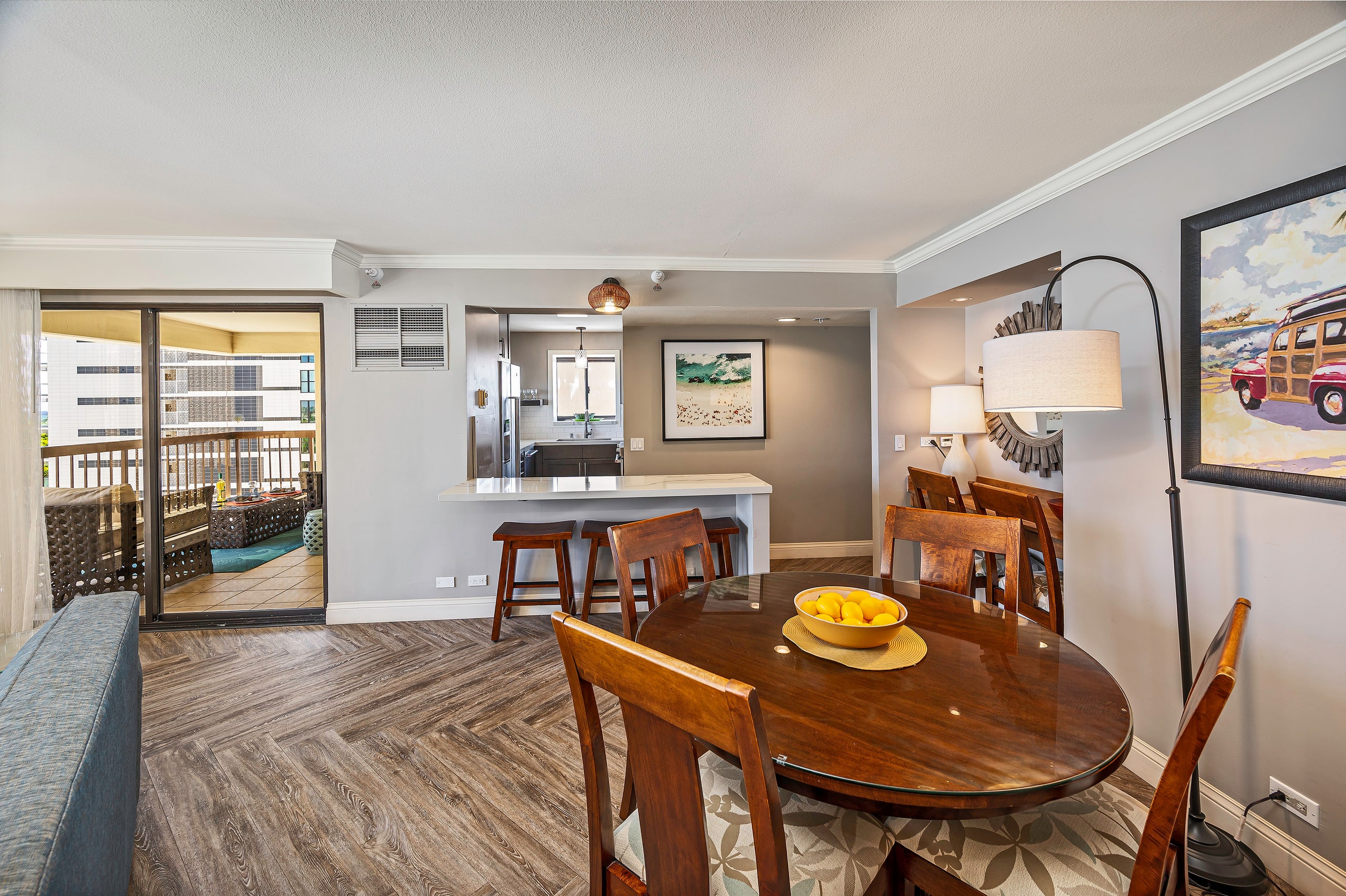 Condo in Honolulu · ★4.9 · 2 bedrooms · 4 beds · 2 private baths - Image 7