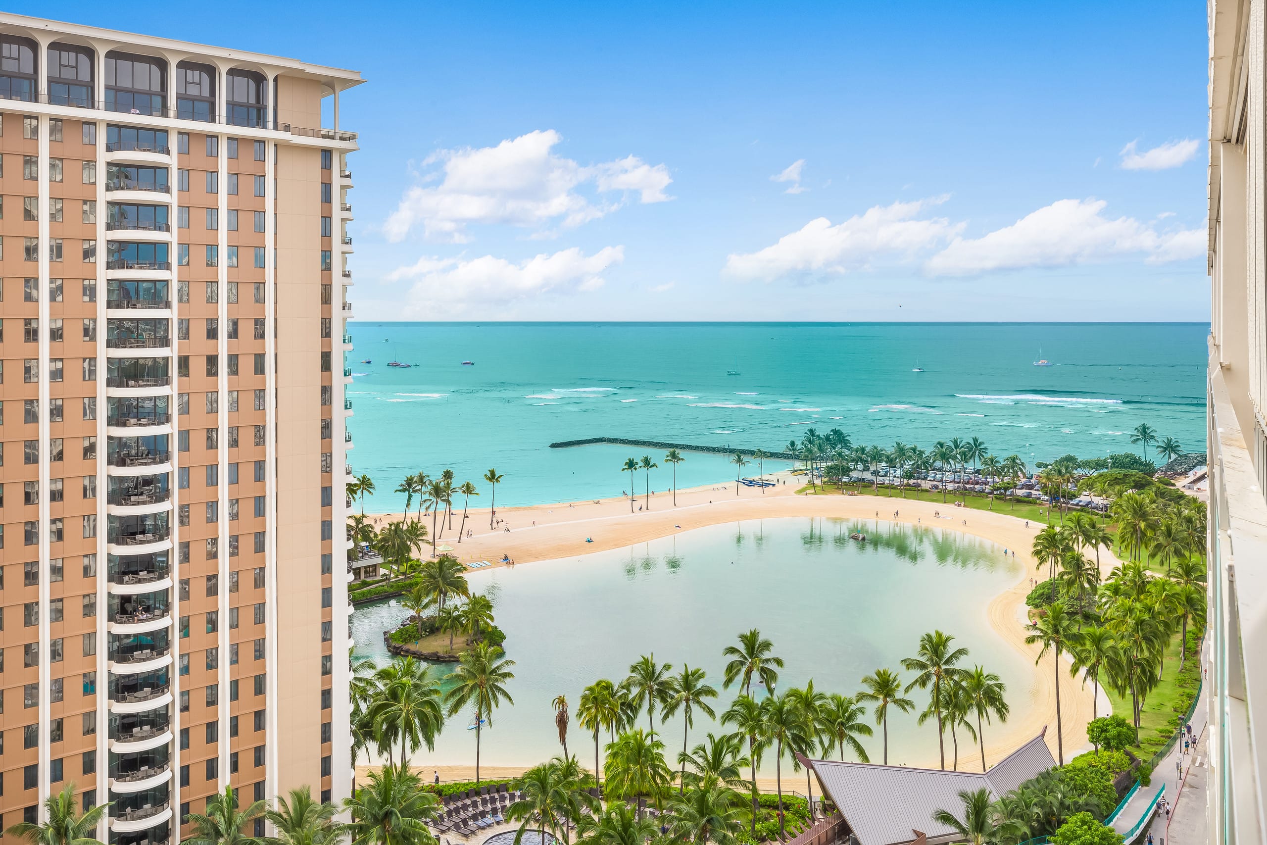 Condo in Honolulu · ★4.94 · 1 bedroom · 2 beds · 1 bath - Image 26