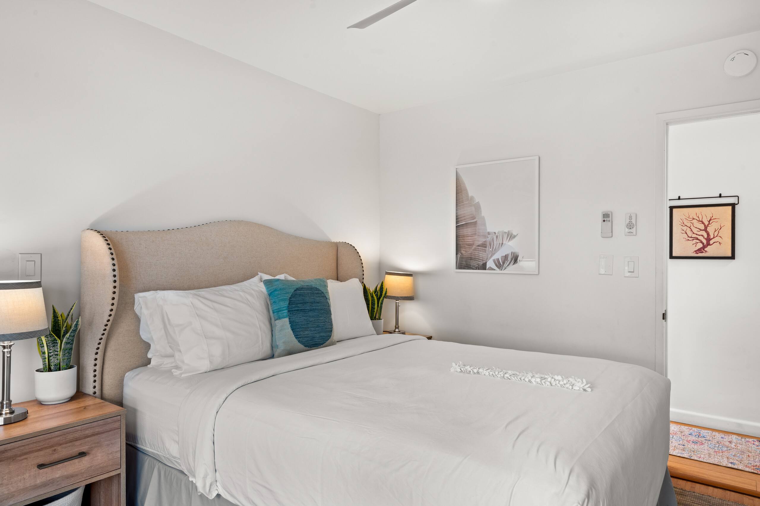 Condo in Lahaina · ★4.33 · 2 bedrooms · 2 beds · 2.5 baths - Image 15