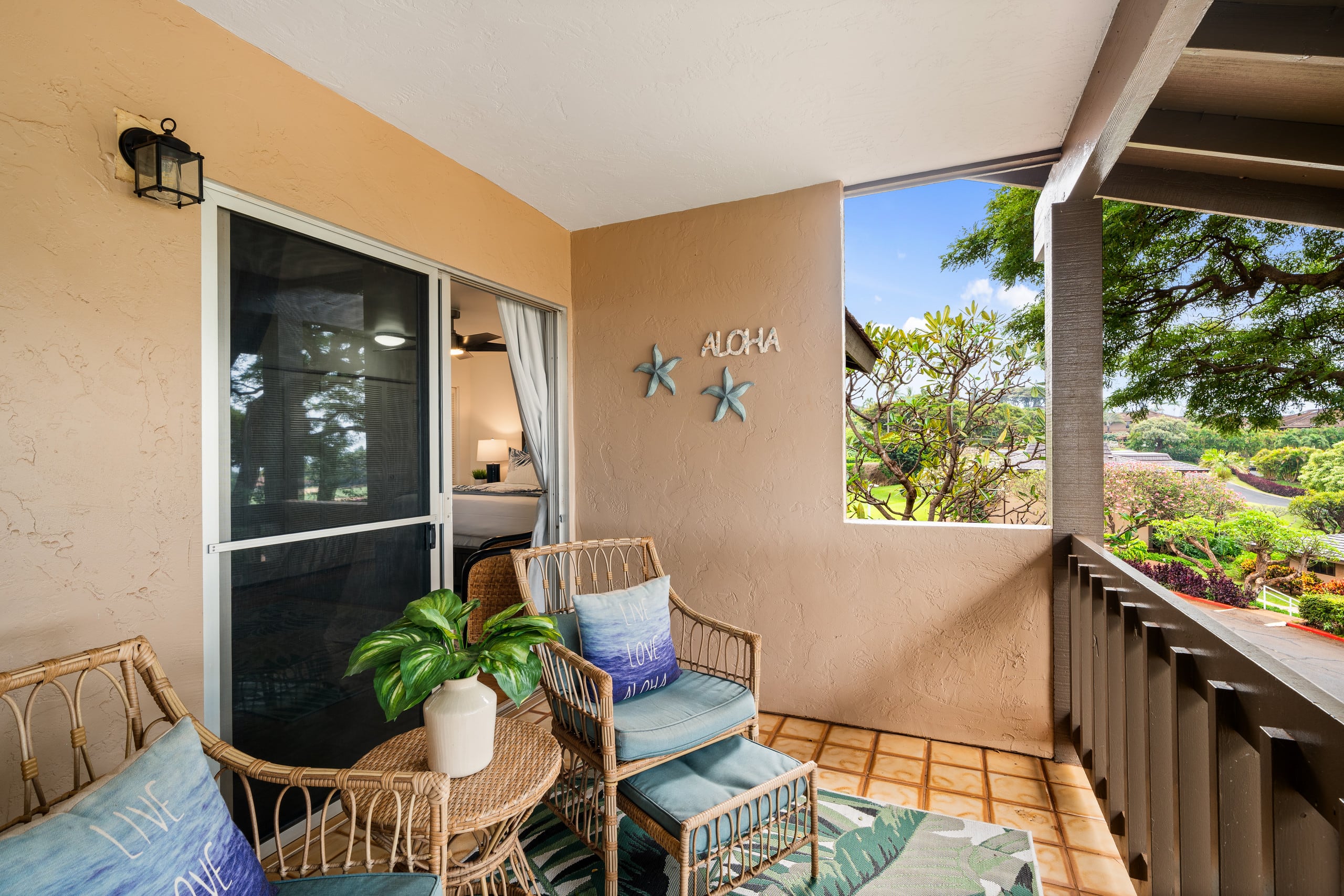 Condo in Lahaina · ★4.33 · 2 bedrooms · 2 beds · 2.5 baths - Image 29