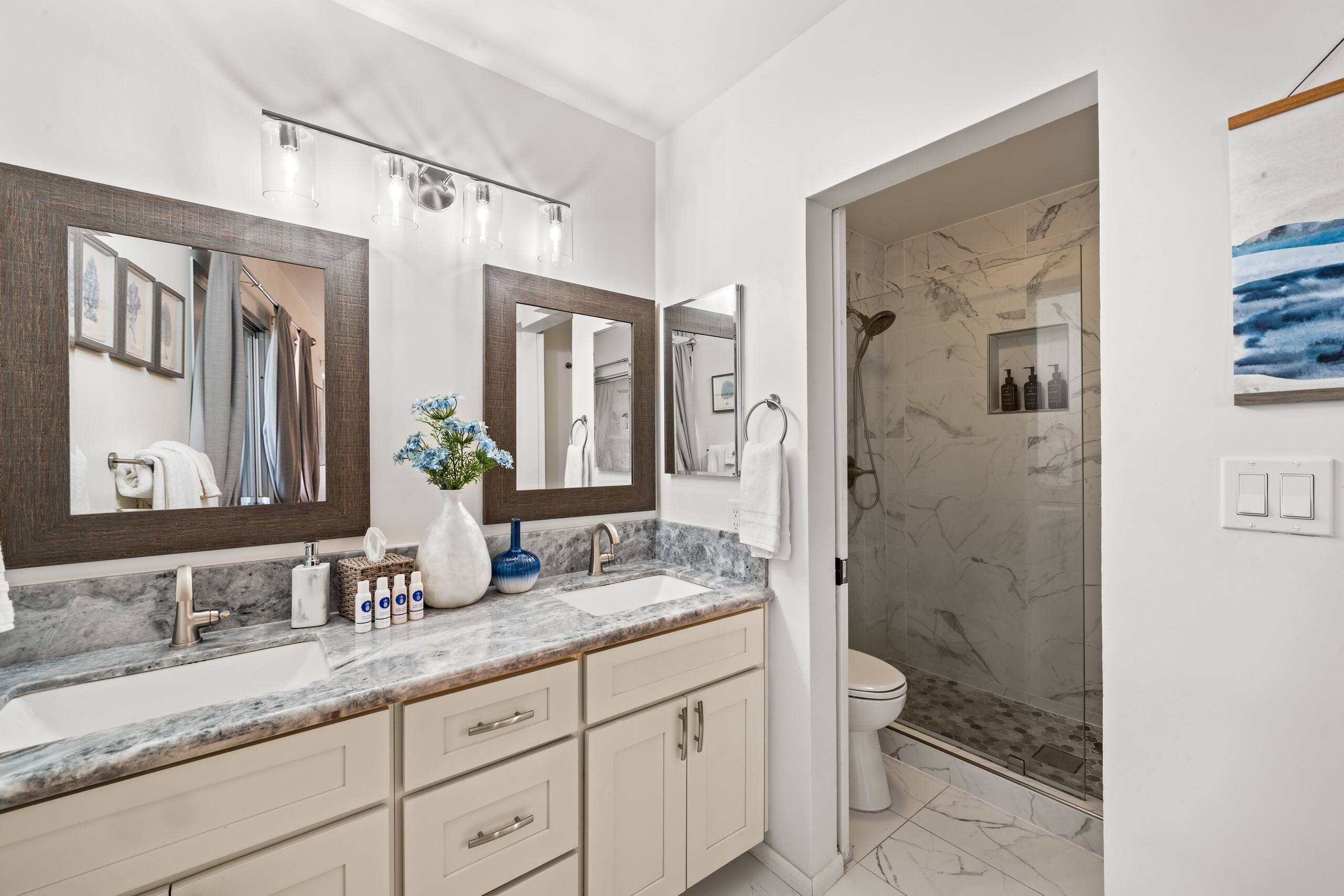 Condo in Lahaina · ★4.33 · 2 bedrooms · 2 beds · 2.5 baths - Image 19