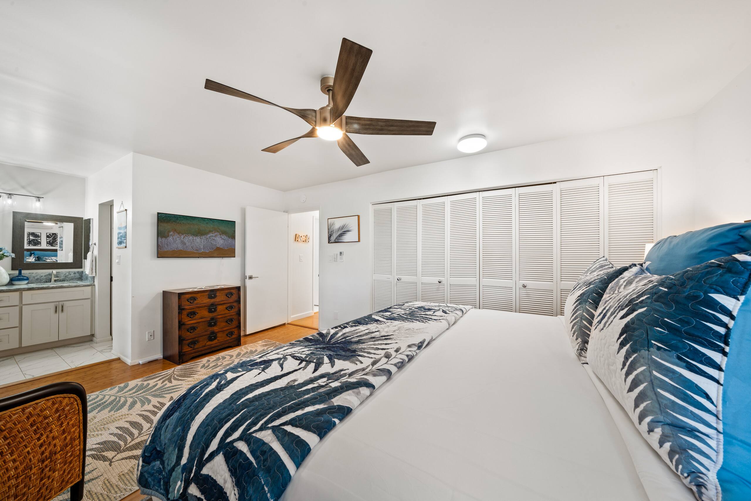 Condo in Lahaina · ★4.33 · 2 bedrooms · 2 beds · 2.5 baths - Image 10