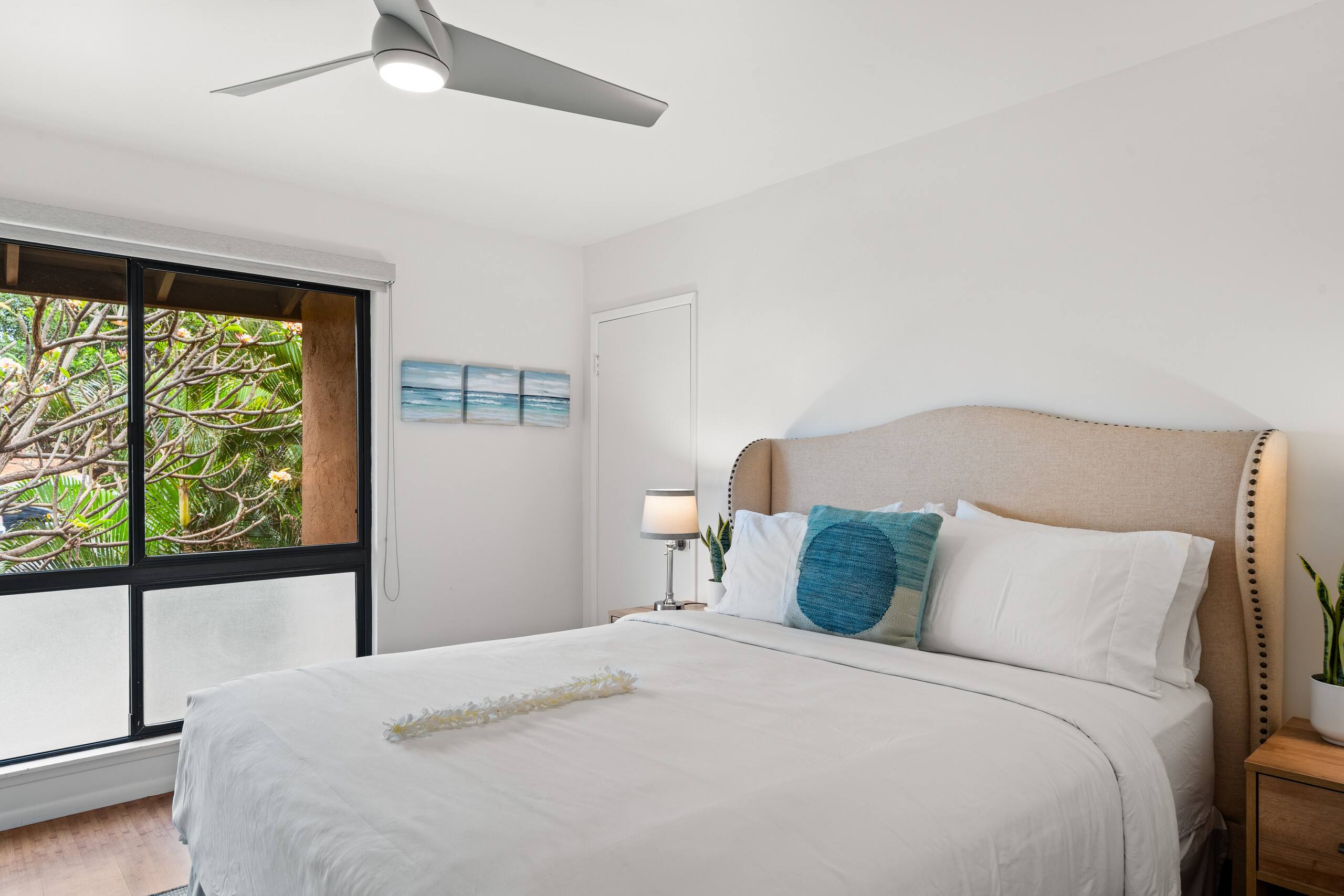 Condo in Lahaina · ★4.33 · 2 bedrooms · 2 beds · 2.5 baths - Image 14