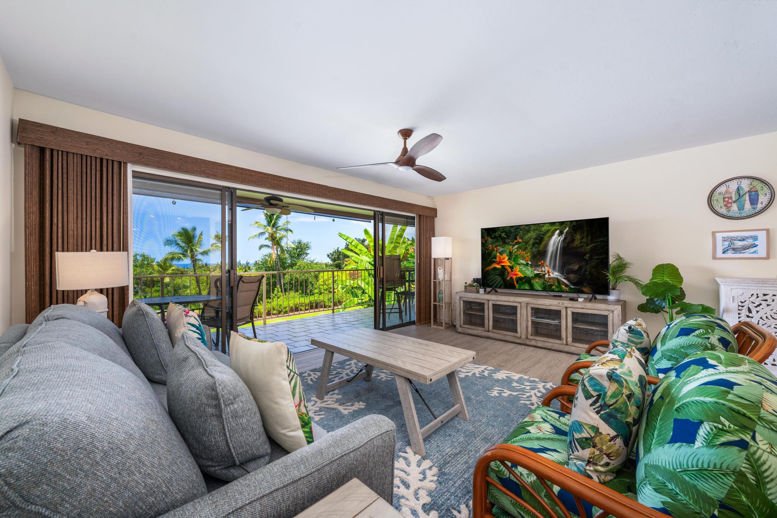 Condo in Kailua-Kona · ★4.58 · 2 bedrooms · 3 beds · 2 shared baths - Image 1