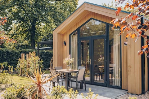 Tiny Lodge with Hot Tub | 2 people