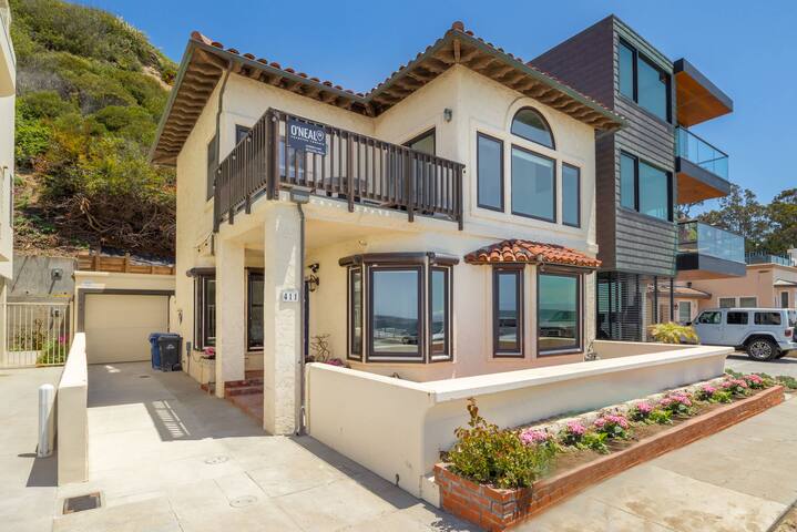 3 Bedroom Rio Del Mar Home – Steps to Beach! gallery image 5