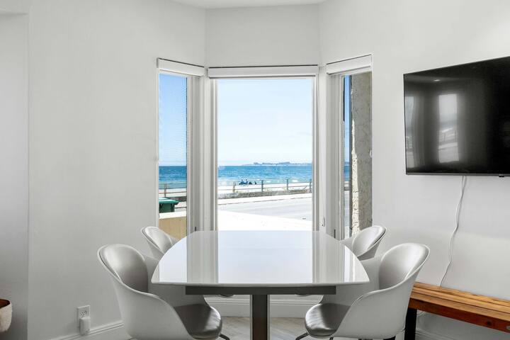 3 Bedroom Rio Del Mar Home – Steps to Beach! gallery image 4