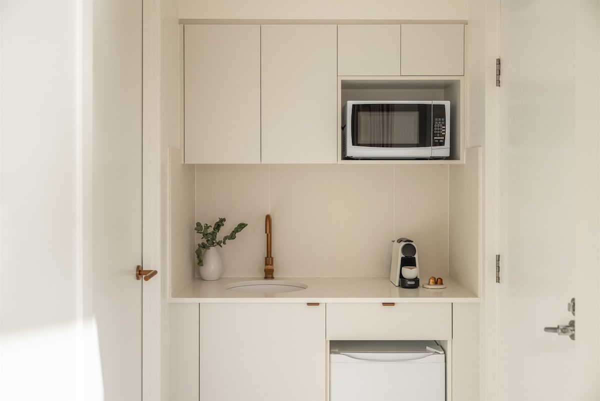 Top performing Airbnb: Beachfront Studio ~ Azure Beachfront Bliss in Palm Beach