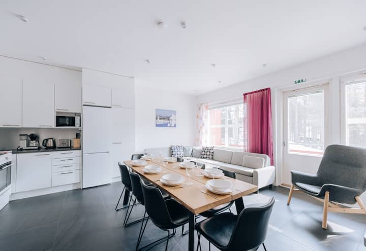 Spacious 3br Holiday Apt With Sauna & Parking - Sirkka